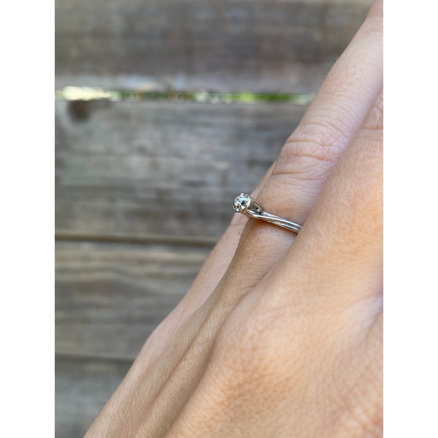 Vintage Solid 14k White Gold Itty Bitty Diamond Ring - Size 5.5