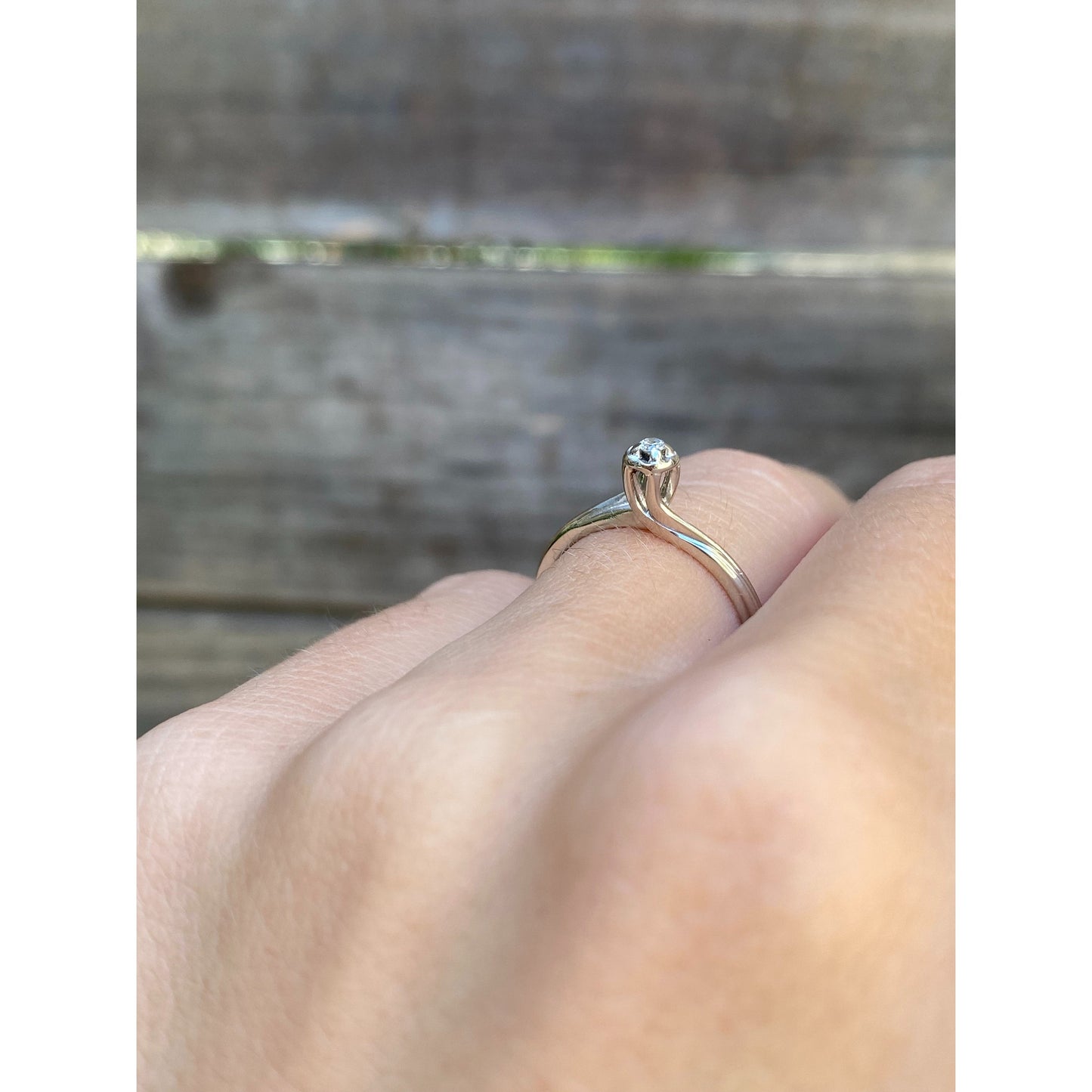 Vintage Solid 14k White Gold Itty Bitty Diamond Ring - Size 5.5