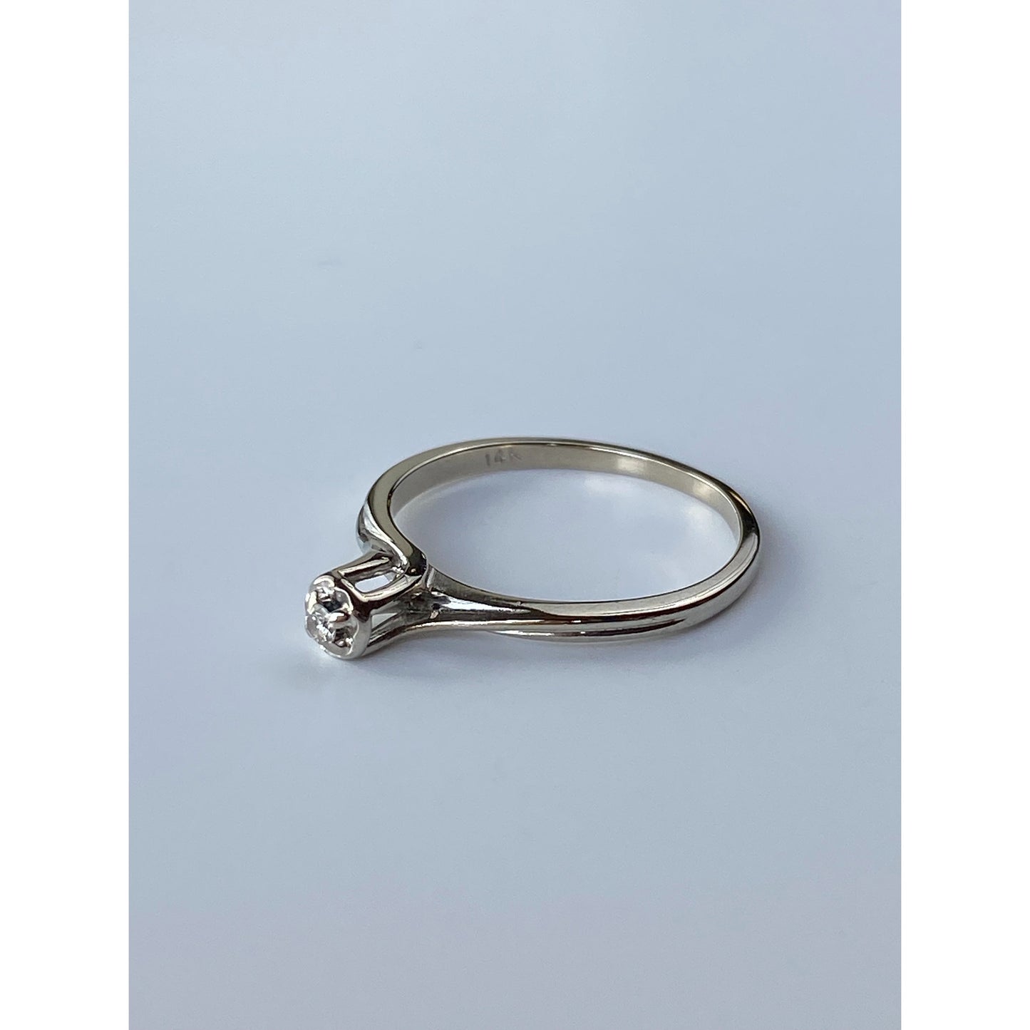 Vintage Solid 14k White Gold Itty Bitty Diamond Ring - Size 5.5