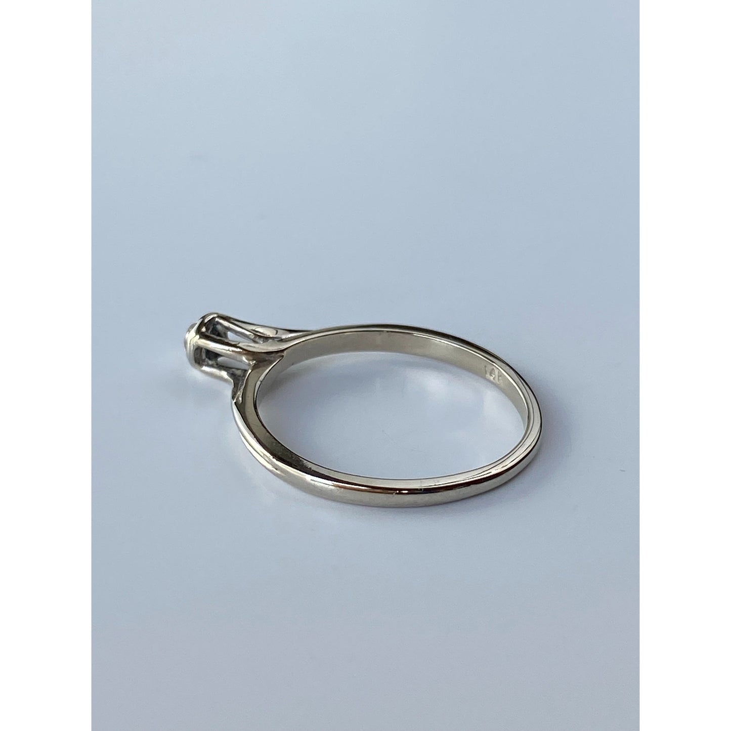 Vintage Solid 14k White Gold Itty Bitty Diamond Ring - Size 5.5