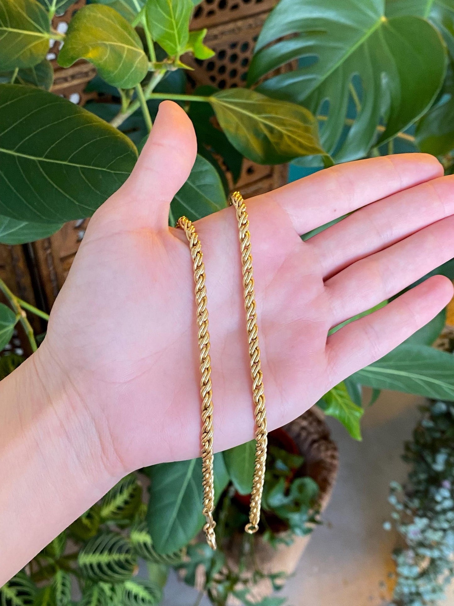 Vintage 18k Yellow Gold Twist Link Chain Necklace - 17.75 inches