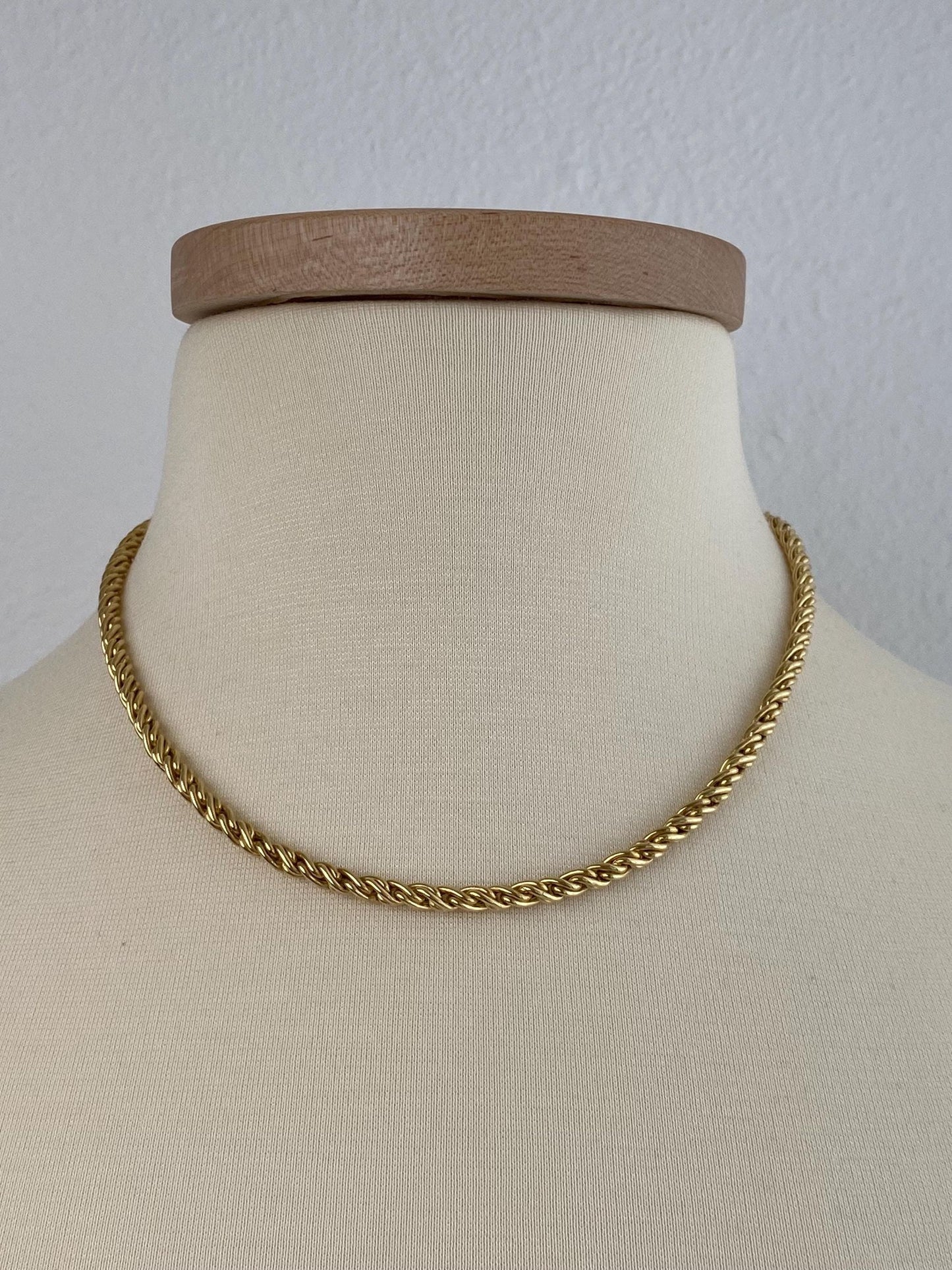 Vintage 18k Yellow Gold Twist Link Chain Necklace - 17.75 inches