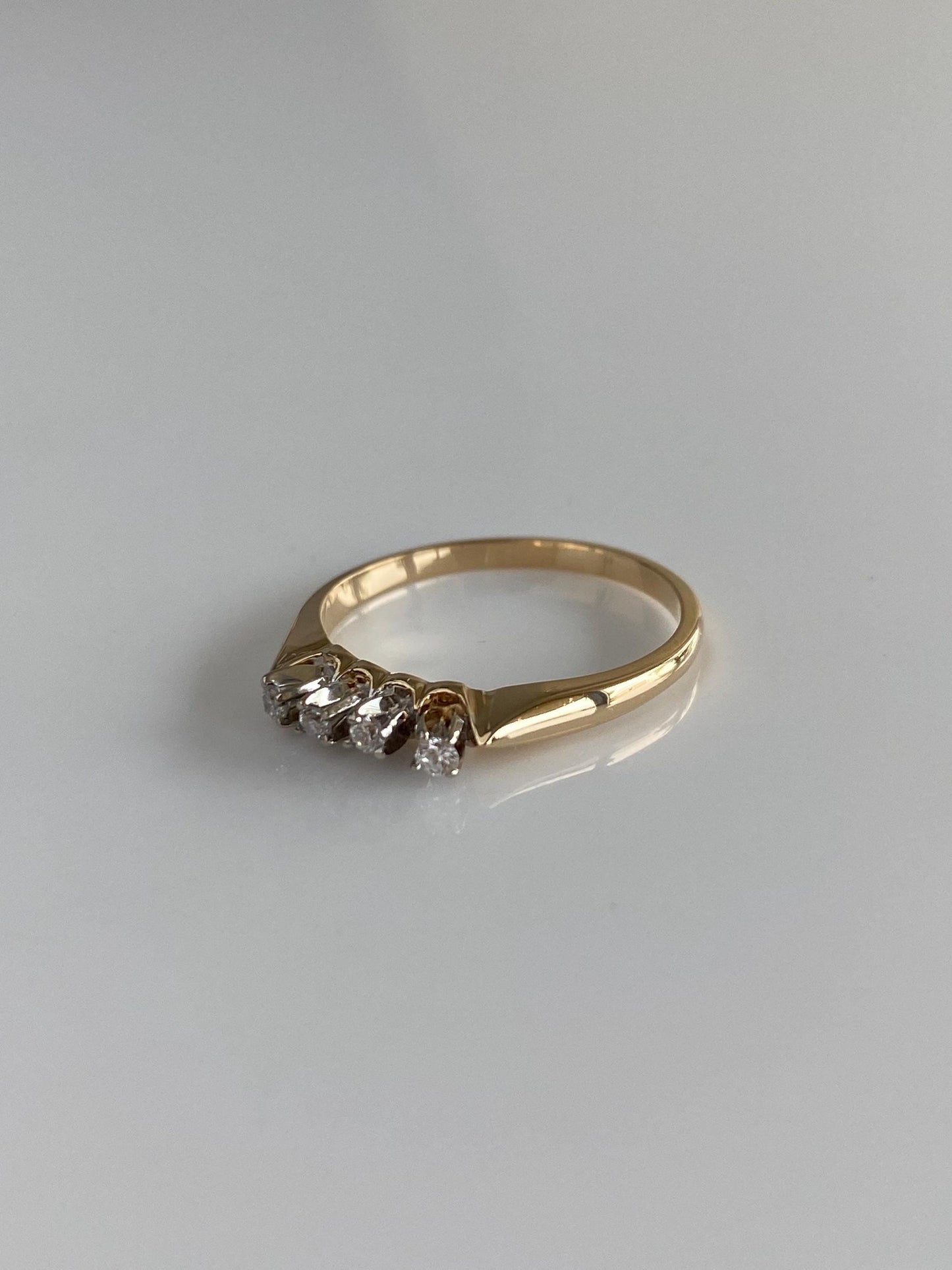 Vintage Solid 14k White & Yellow Gold Diamond Row Ring - Size 6.5