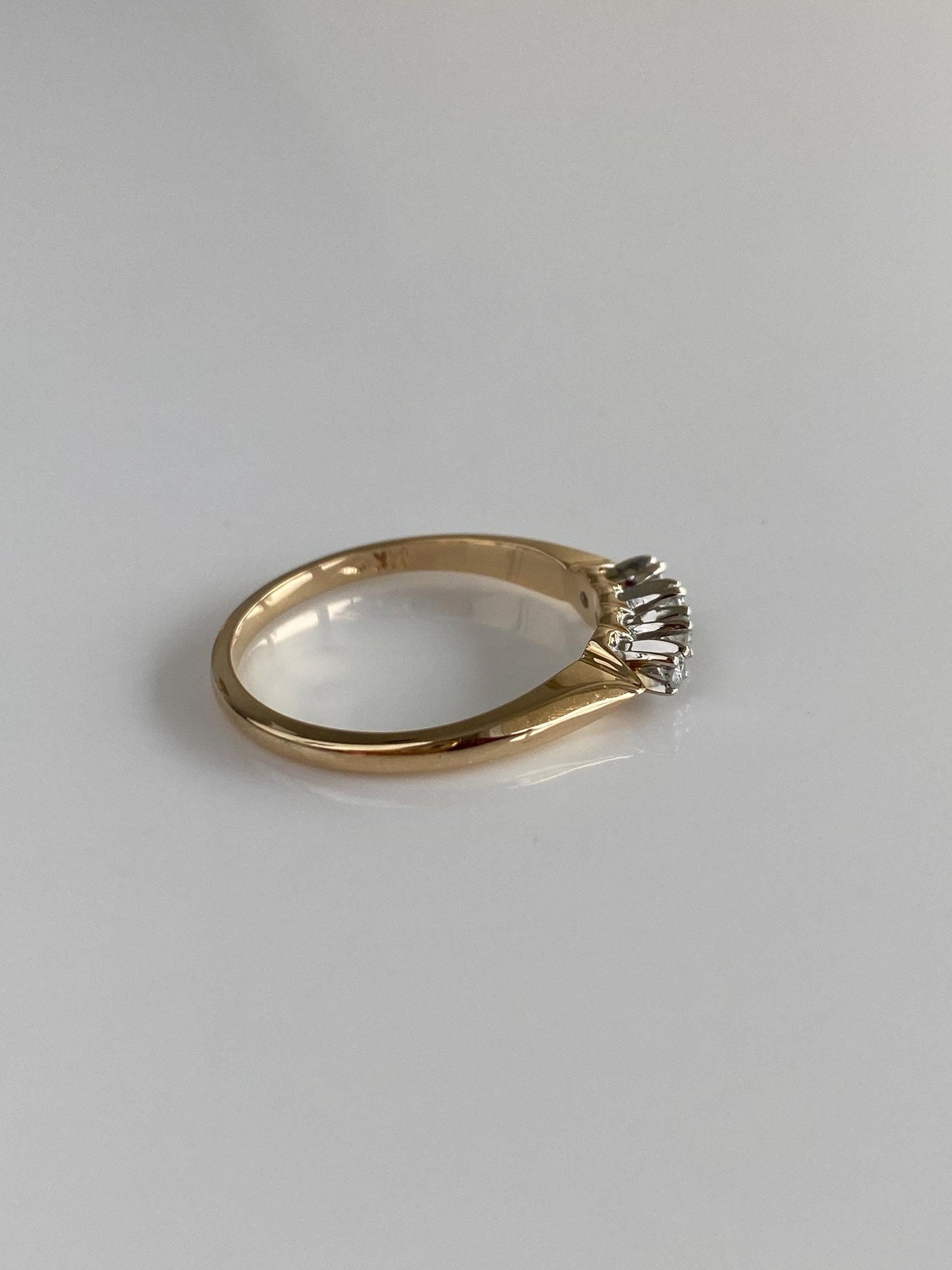 Vintage Solid 14k White & Yellow Gold Diamond Row Ring - Size 6.5