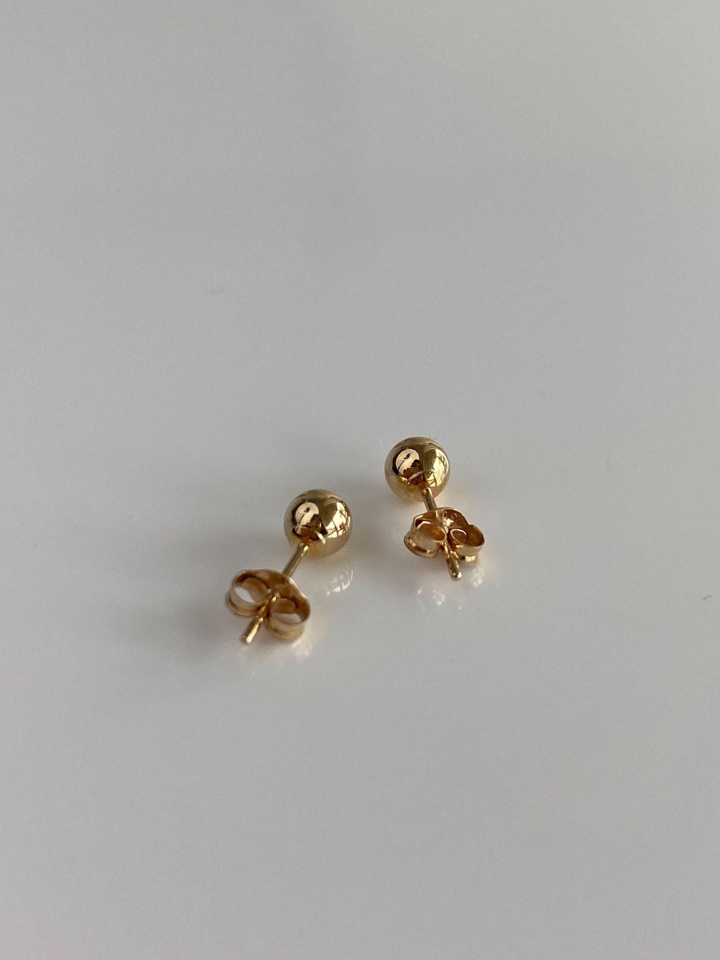 Vintage 10k Yellow Gold Ball Stud Earrings