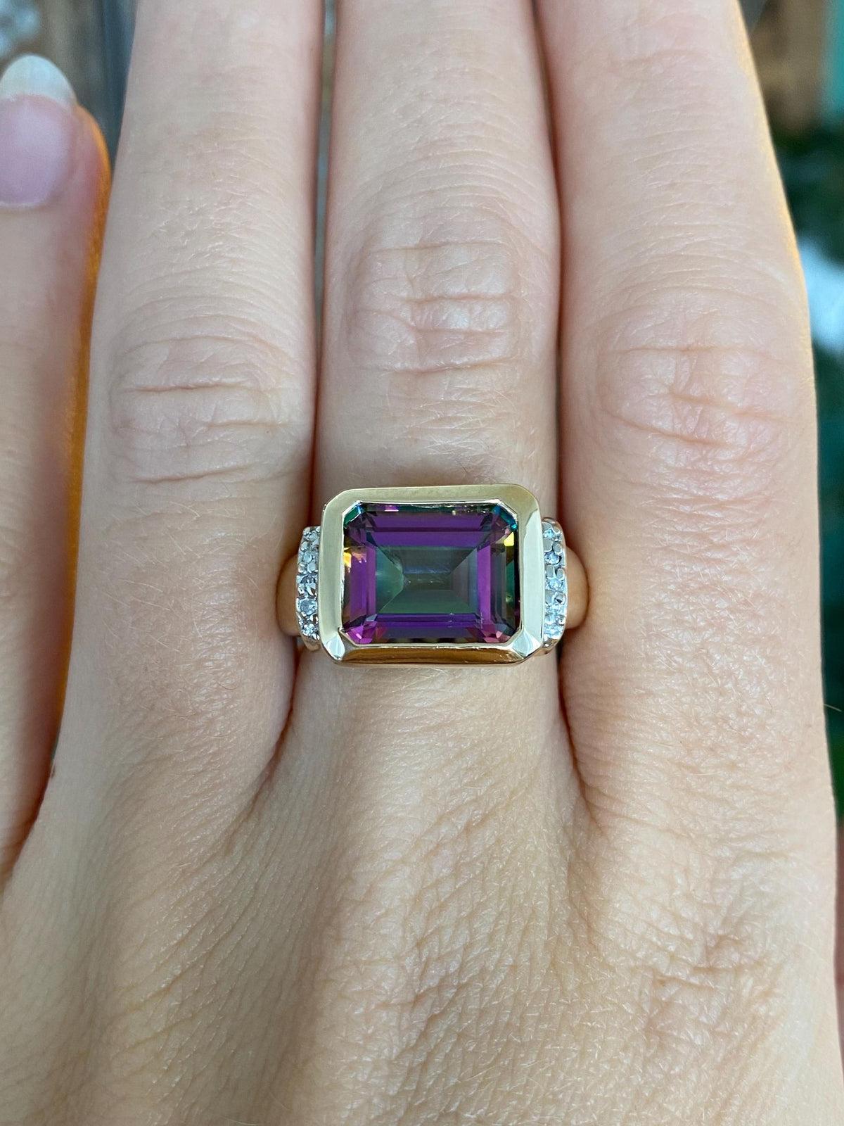Vintage Solid 14k White & Yellow Gold Diamond Mystic Topaz Ring - Size 7.75