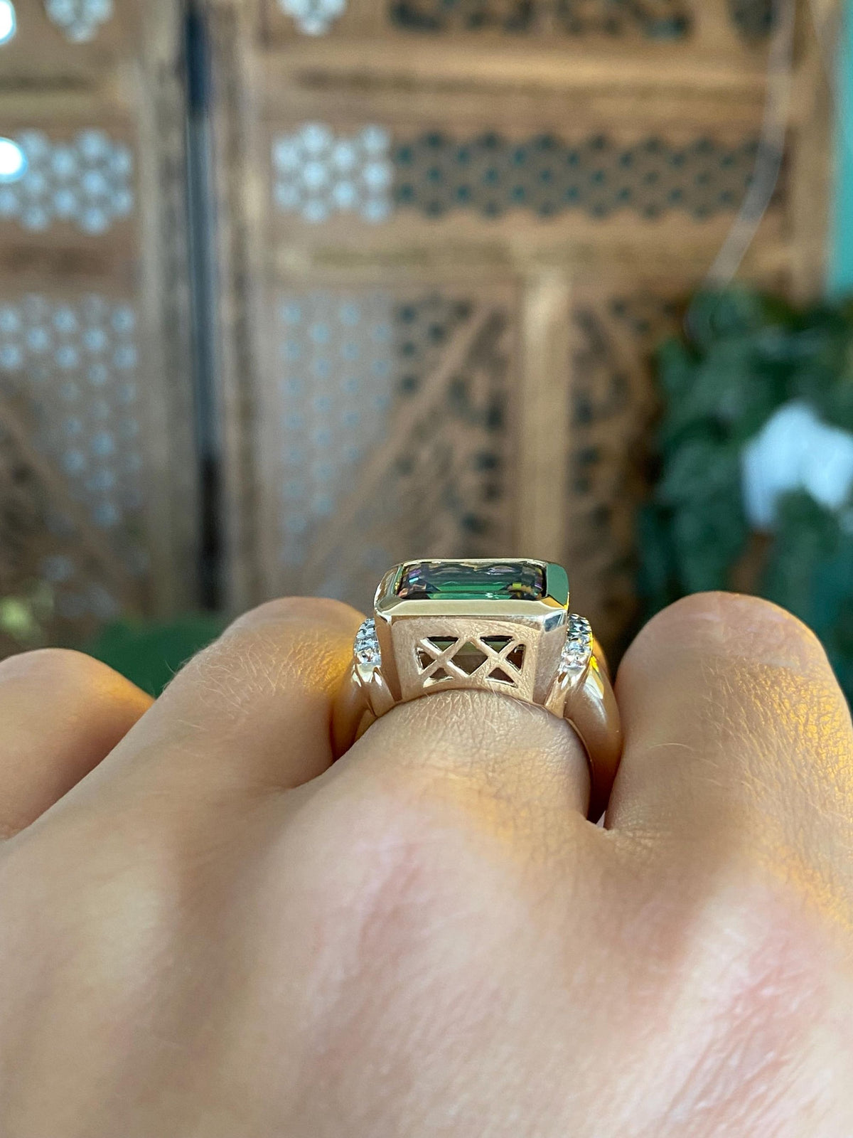 Vintage Solid 14k White & Yellow Gold Diamond Mystic Topaz Ring - Size 7.75
