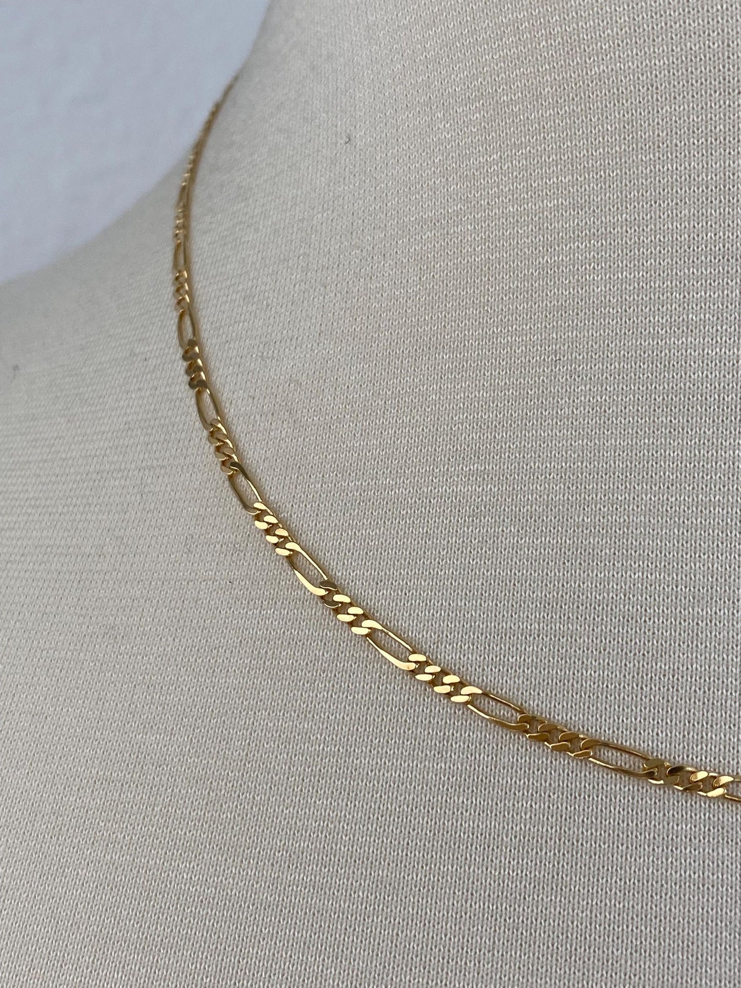 Vintage Solid 18k Yellow Gold Figaro Chain Necklace - 17.75 inches
