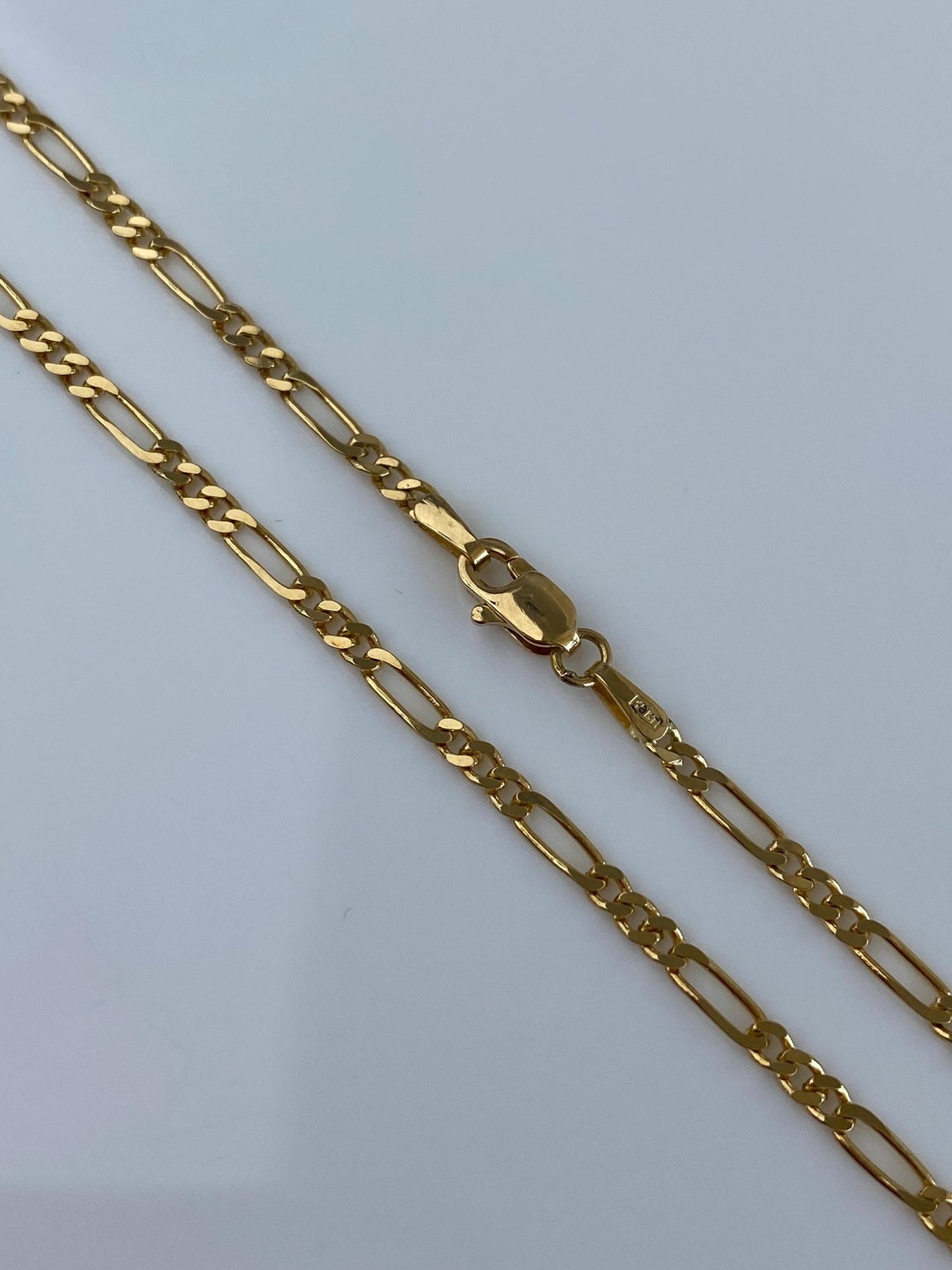 Vintage Solid 18k Yellow Gold Figaro Chain Necklace - 17.75 inches