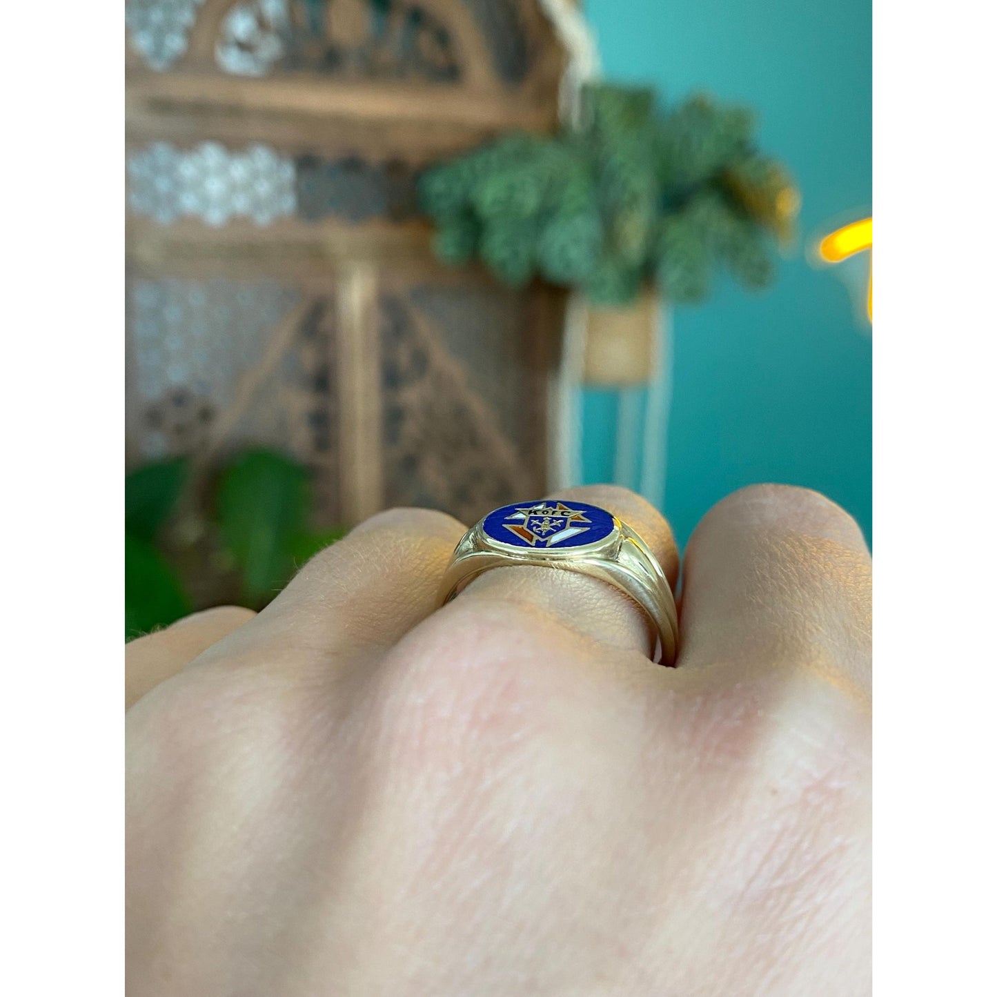 Vintage Solid 14k Yellow Gold Enamel Ring - Size 9