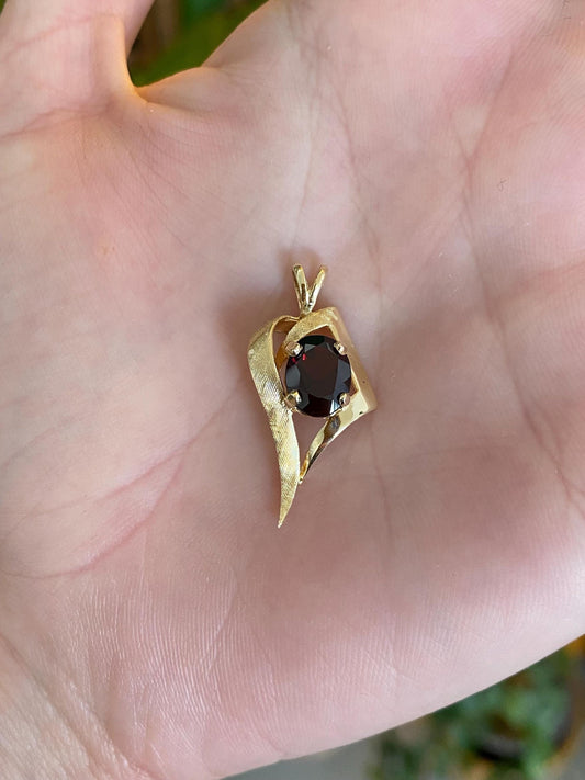 Vintage Solid 14k Yellow Gold Garnet Charm