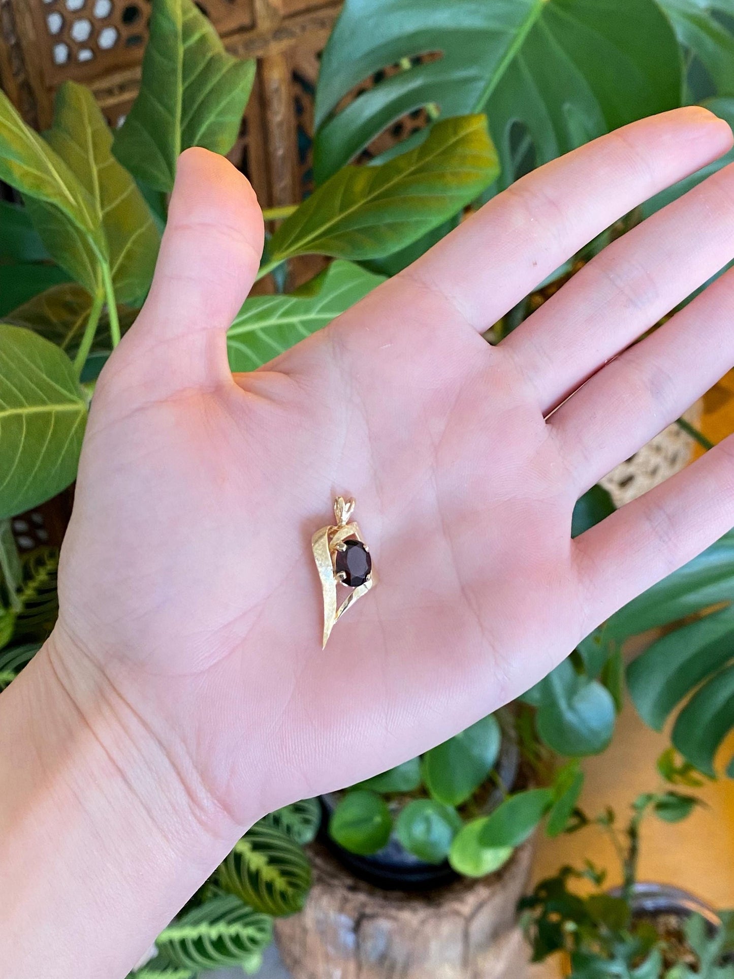 Vintage Solid 14k Yellow Gold Garnet Charm