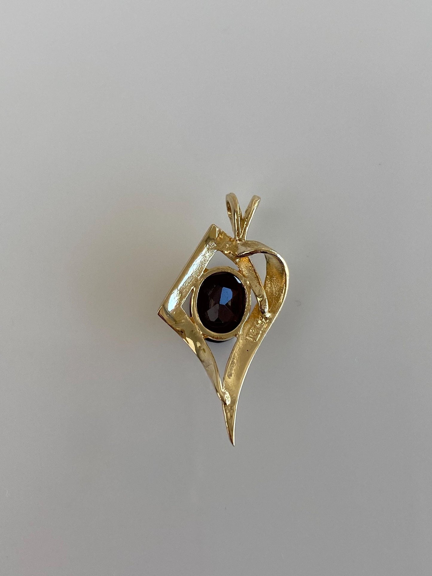 Vintage Solid 14k Yellow Gold Garnet Charm