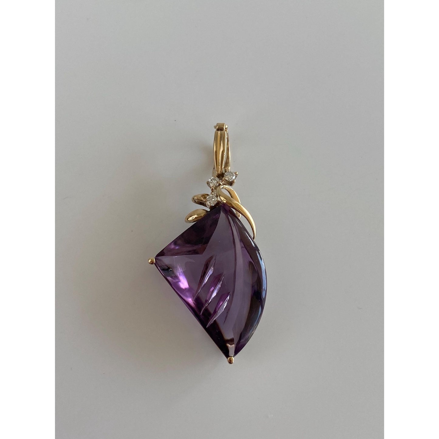 Vintage Solid 14k Yellow Gold Diamond Amethyst Charm