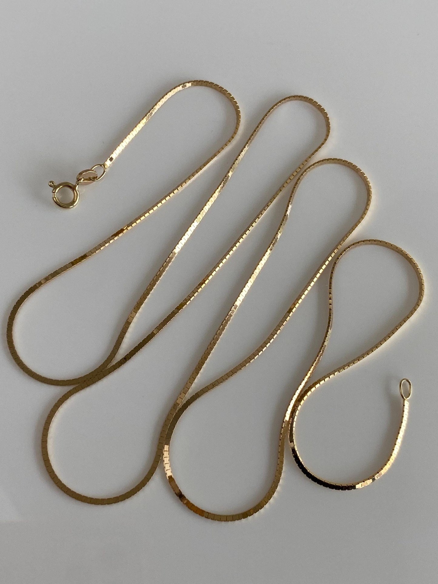 Vintage Solid 14k Yellow Gold Flat Box Chain Necklace - 30 inches