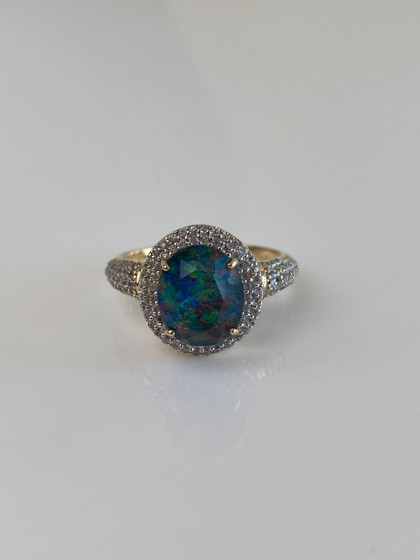 Vintage Solid 10k Yellow Gold Clear Topaz Opal Triplet Ring - Size 9.75