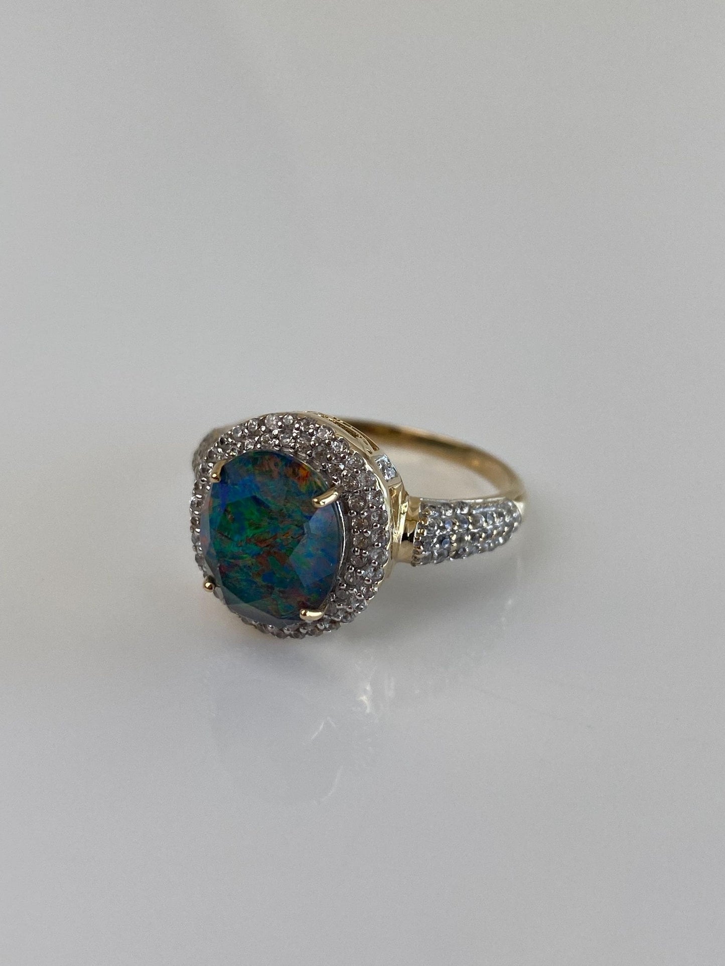 Vintage Solid 10k Yellow Gold Clear Topaz Opal Triplet Ring - Size 9.75