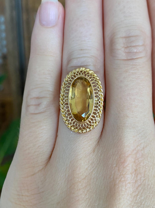 Vintage Solid 18k Yellow Gold Citrine Ring - Size 5.25