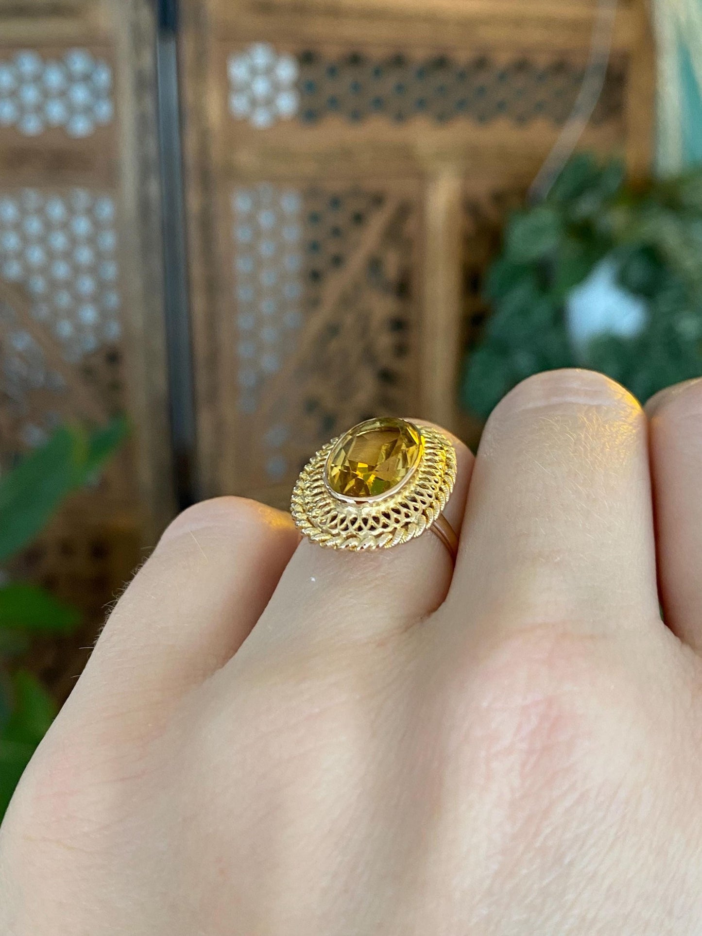 Vintage Solid 18k Yellow Gold Citrine Ring - Size 5.25