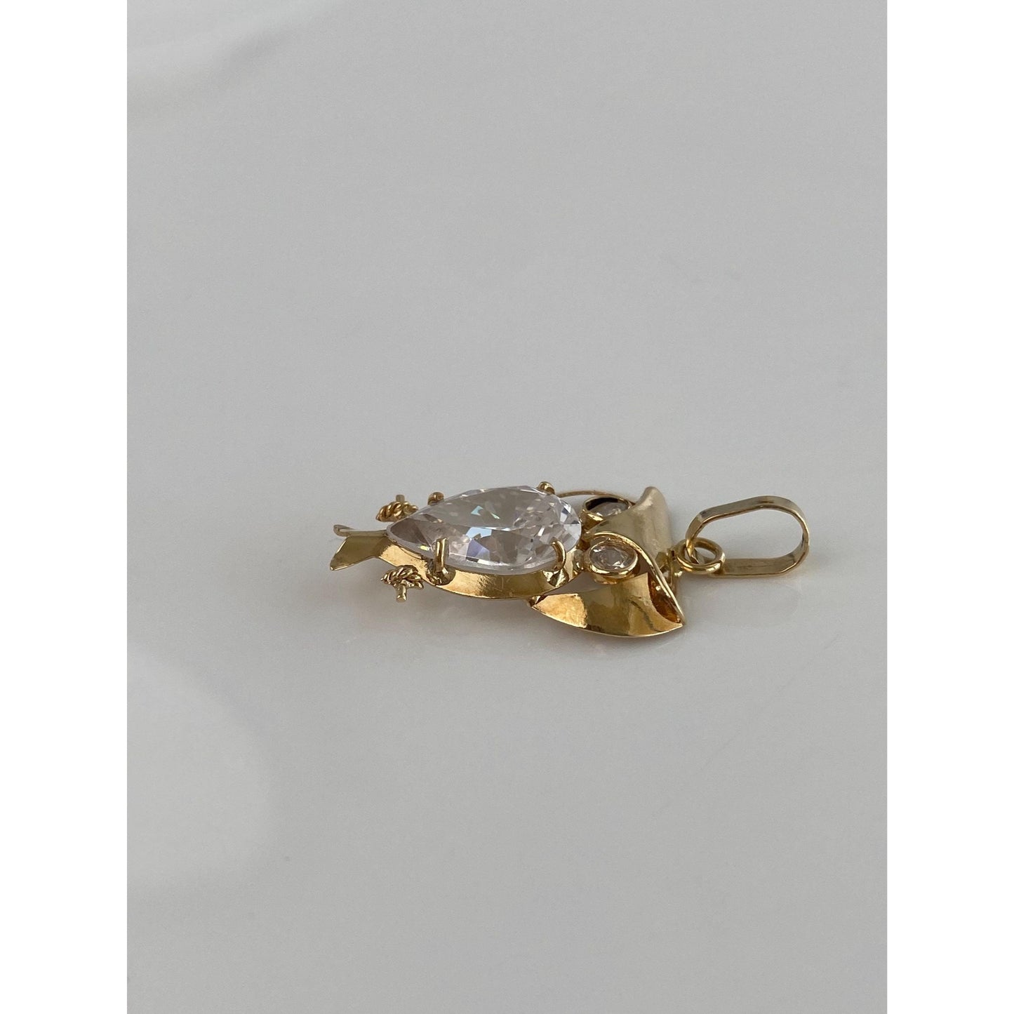 Vintage Solid 18k Yellow Gold Clear Cubic Zirconia Owl Charm