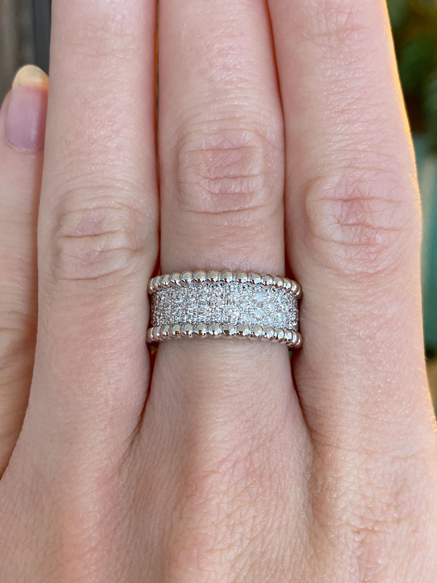 Vintage Solid 18k White Gold Diamond Ring Band - Size 6.25