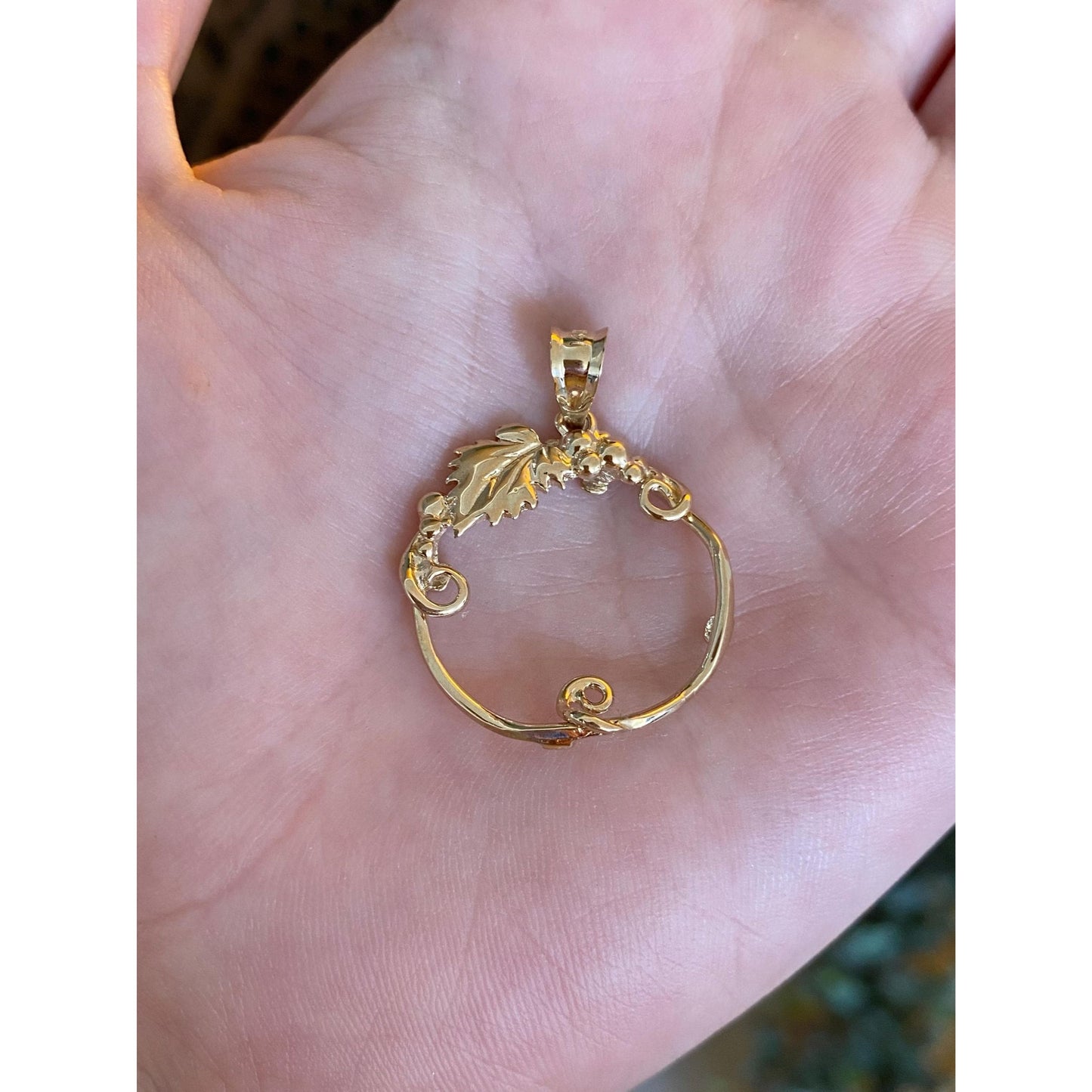 Solid 14k Yellow Gold Grapevine Border Charm