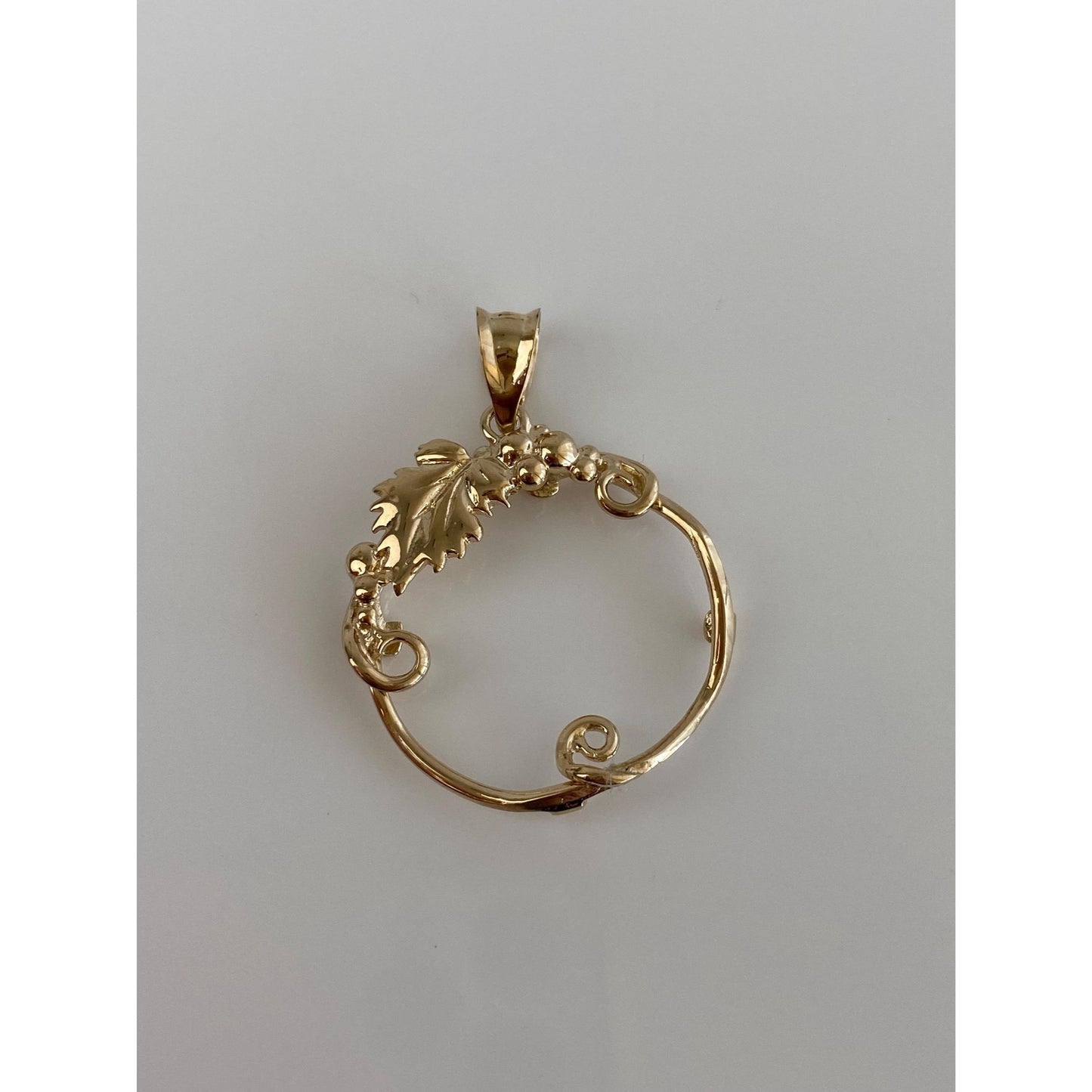 Solid 14k Yellow Gold Grapevine Border Charm