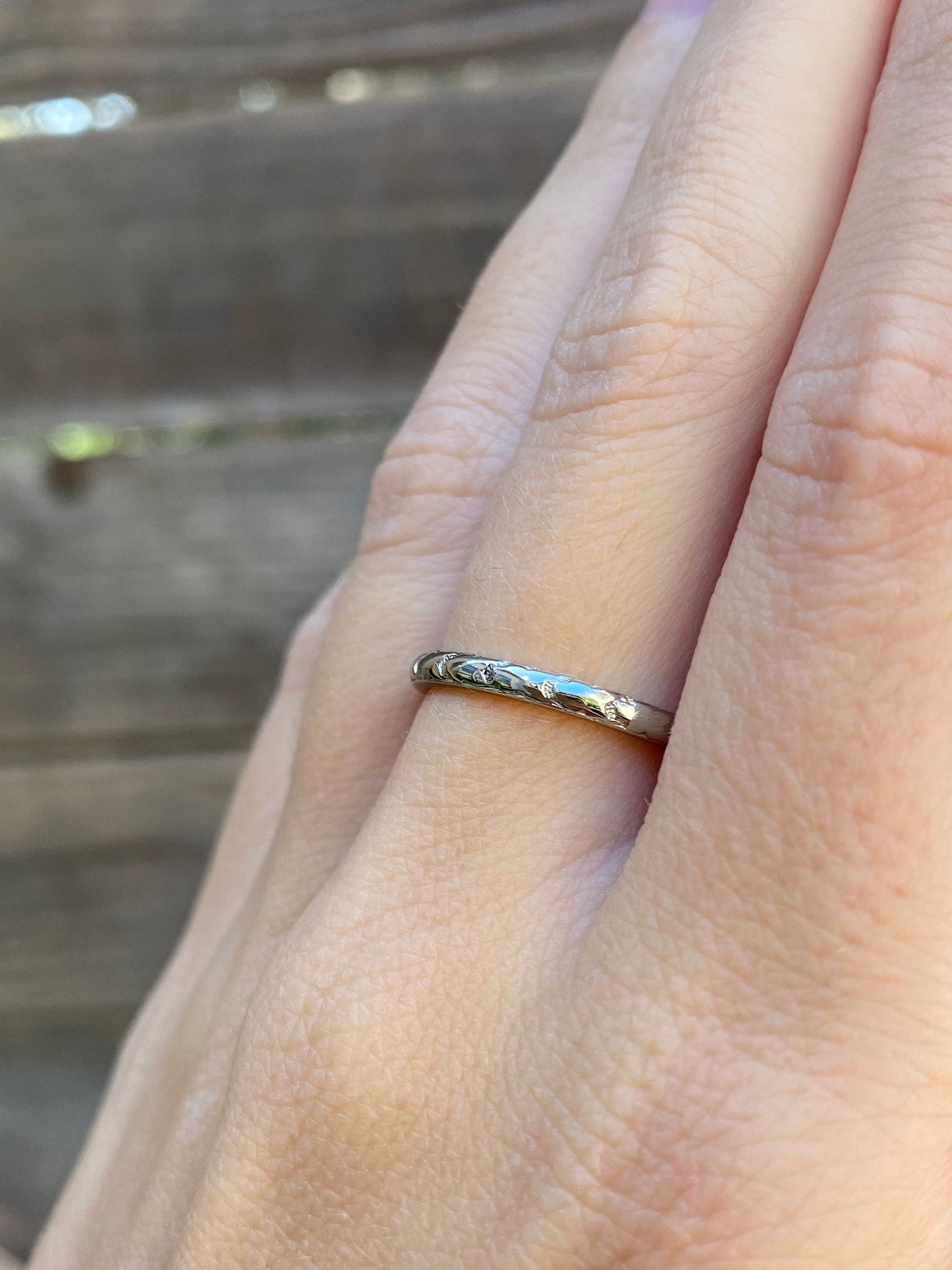 Vintage Solid 18k White Gold Designed Ring Band - Size 6.75