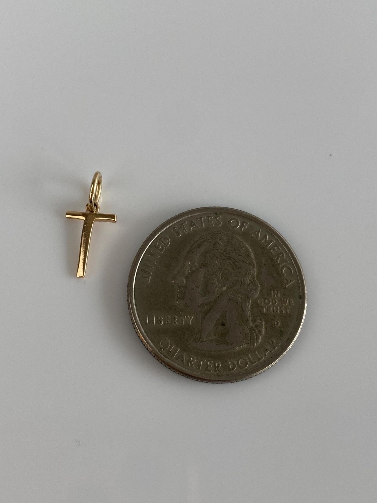 Vintage Solid 14k Yellow Gold Initial 'T' Charm