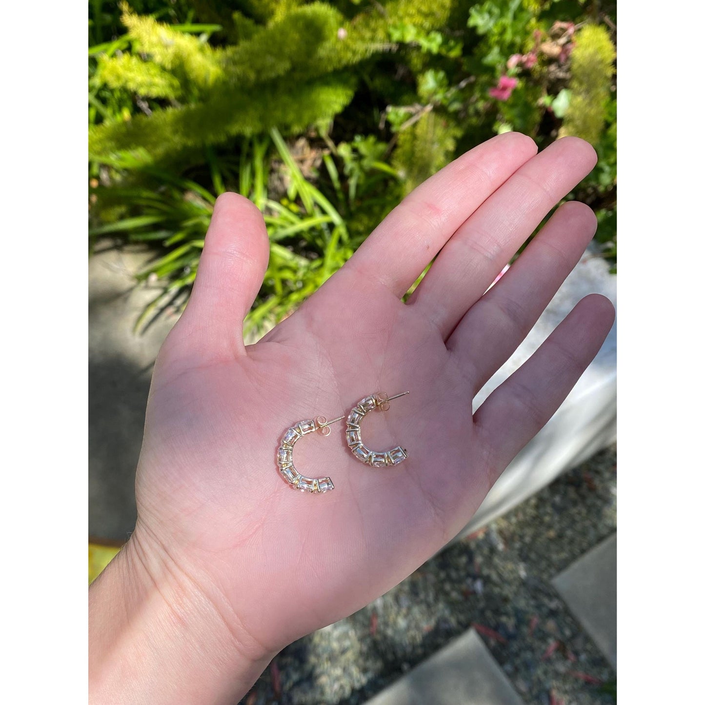 Vintage Solid 10k Yellow Gold Cubic Zirconia Hoop Earrings