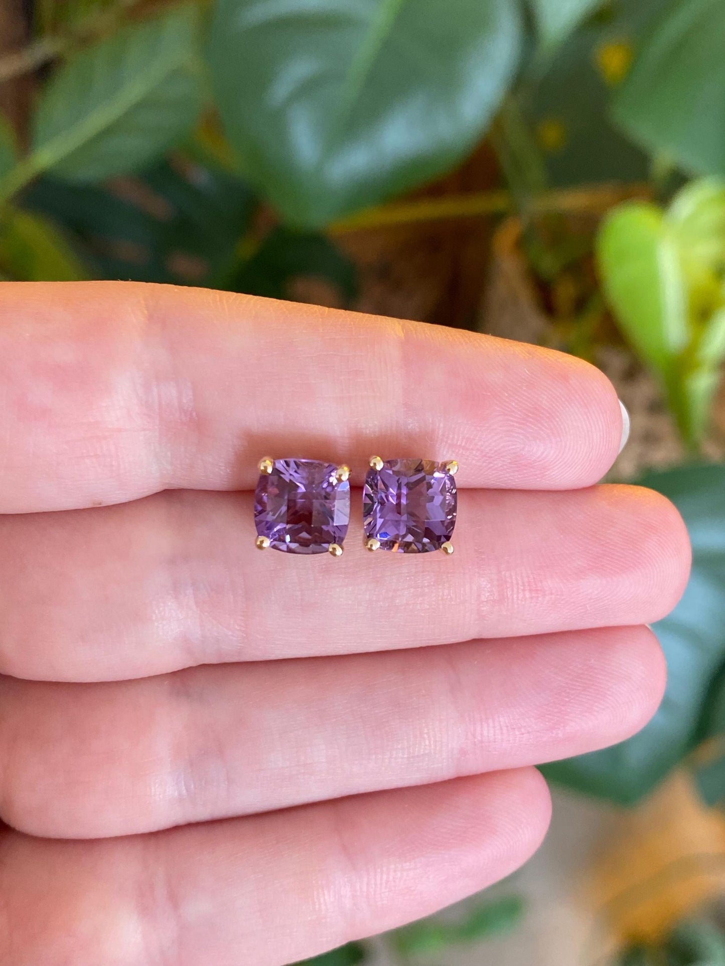 Vintage Solid 10k Yellow Gold Fancy Cut Amethyst Stud Earrings