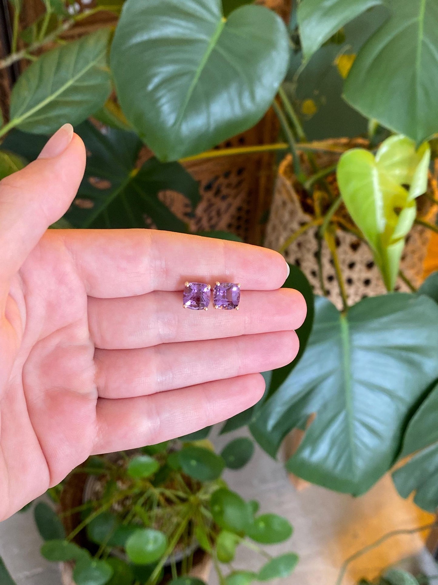 Vintage Solid 10k Yellow Gold Fancy Cut Amethyst Stud Earrings