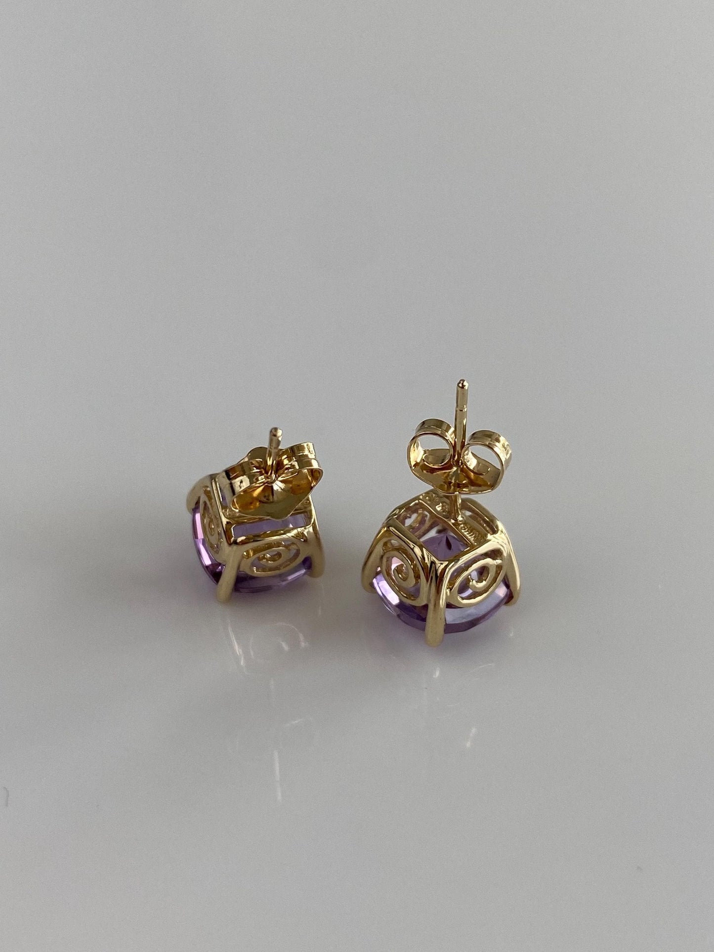 Vintage Solid 10k Yellow Gold Fancy Cut Amethyst Stud Earrings