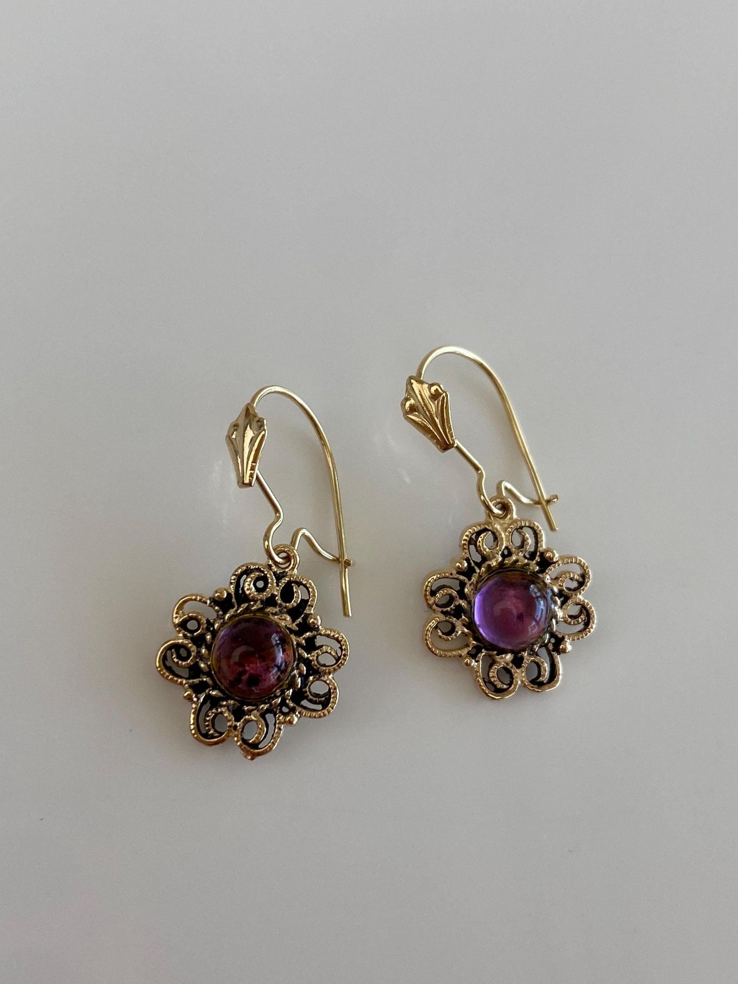 Vintage Solid 14k Yellow Gold Amethyst Ornate Dangle Earrings