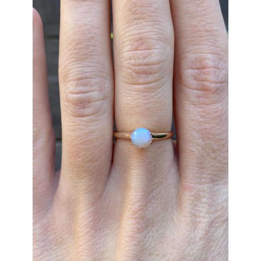 Vintage Solid 10k Yellow Gold Opal Ring - Size 5.75