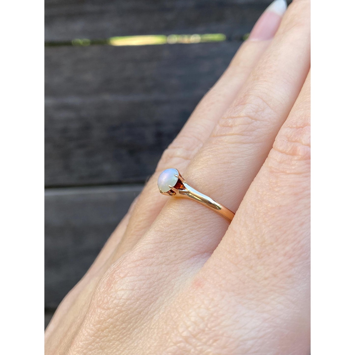 Vintage Solid 10k Yellow Gold Opal Ring - Size 5.75