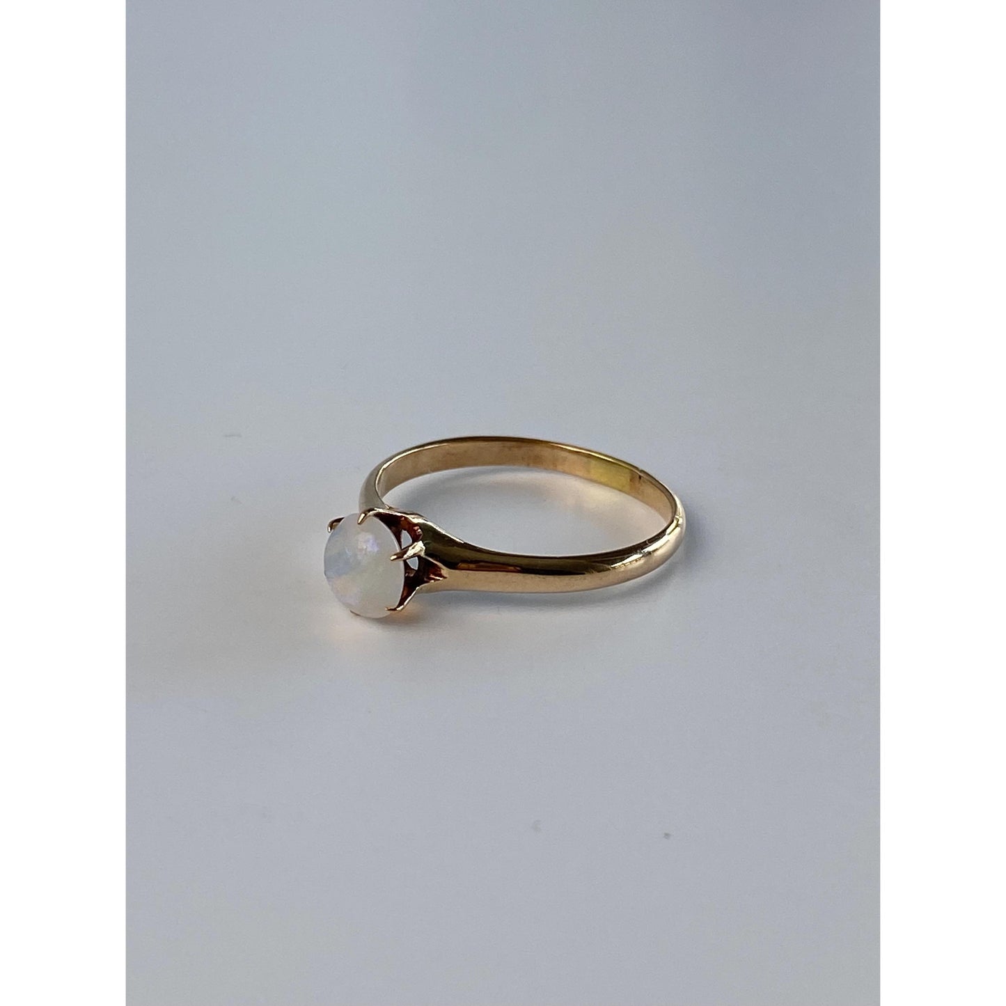 Vintage Solid 10k Yellow Gold Opal Ring - Size 5.75