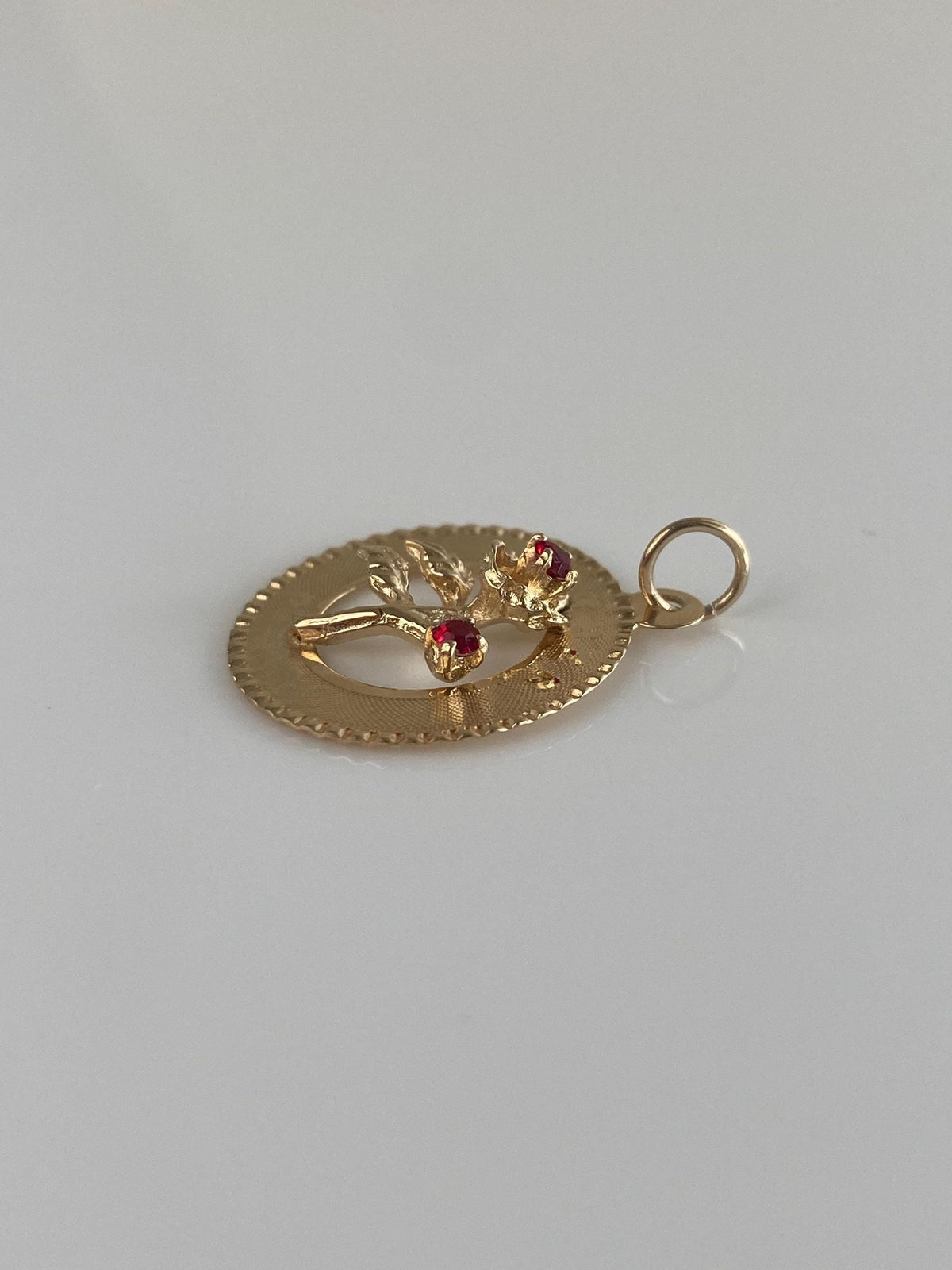 Vintage Solid 14k Yellow Gold Red Cubic Zirconia 'Mother Dear' Roses Charm