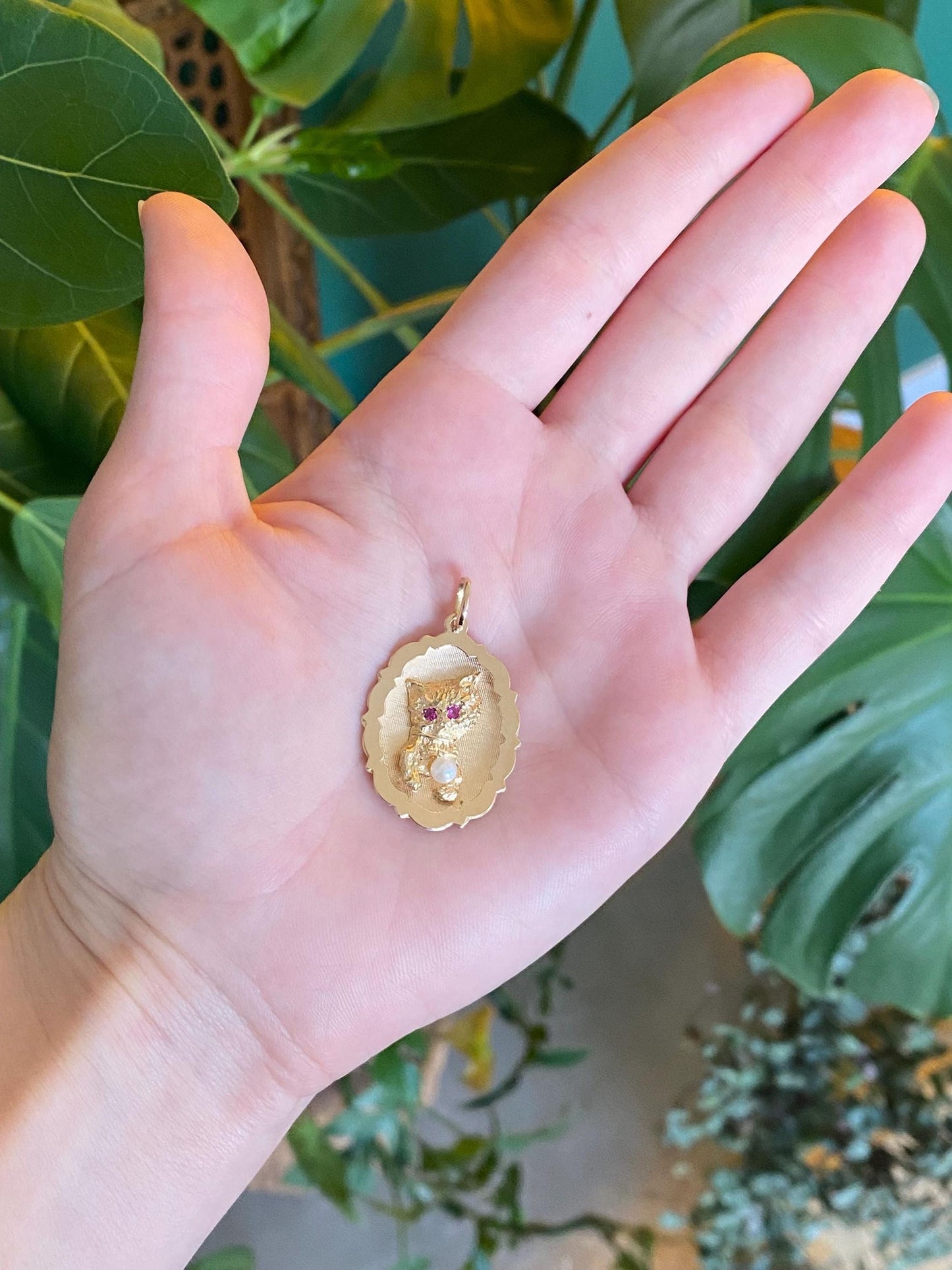 Vintage Solid 14k Yellow Gold Pearl Pink Sapphire Kitten Charm