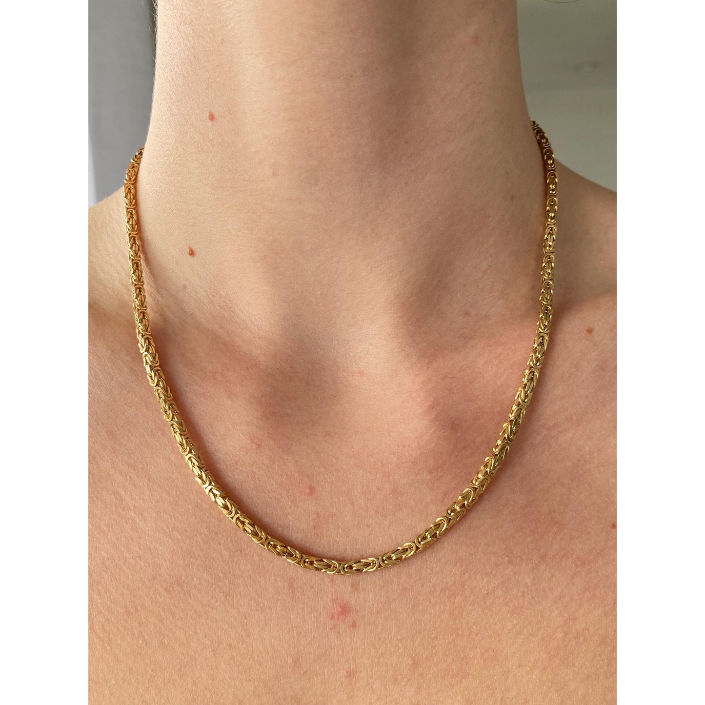 Vintage Solid 14k Yellow Gold Square Byzantine Chain Necklace - 18 inches