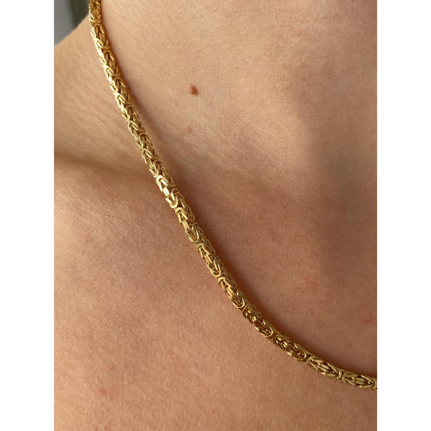 Vintage Solid 14k Yellow Gold Square Byzantine Chain Necklace - 18 inches