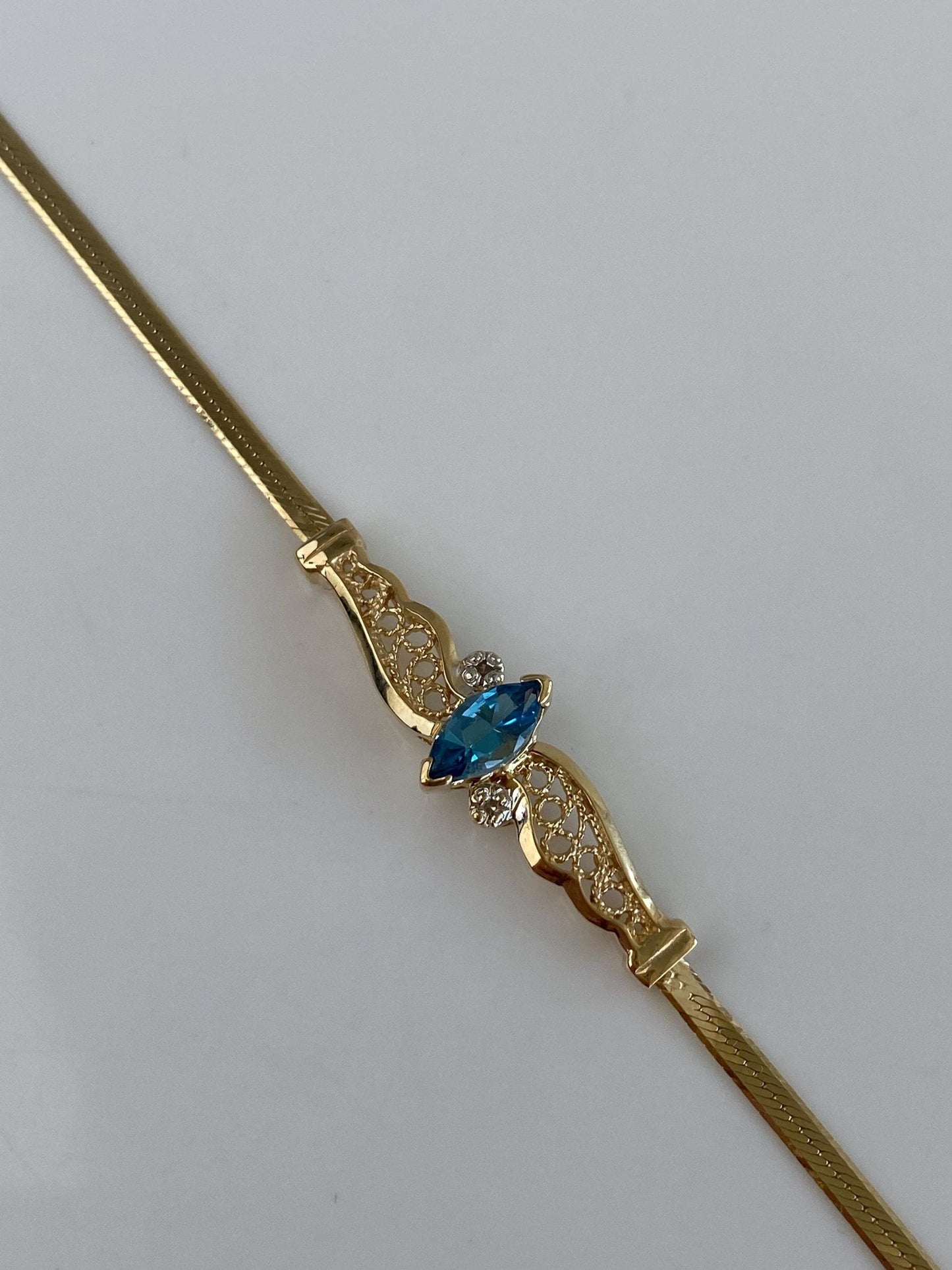 Vintage Solid 14k Yellow Gold Diamond Topaz Filigree Flat Chain Bracelet - 7 inches