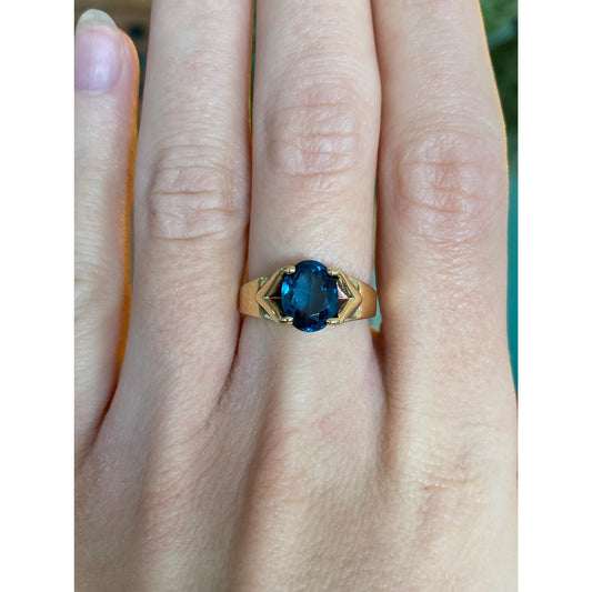 Vintage Solid 18k Yellow Gold Teal Blue Spinel Ring - Size 6.5