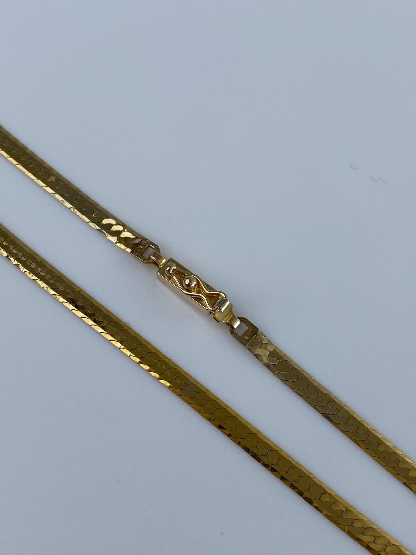 Vintage Solid 14k Yellow Gold Herringbone Chain Necklace - 23.75 inches