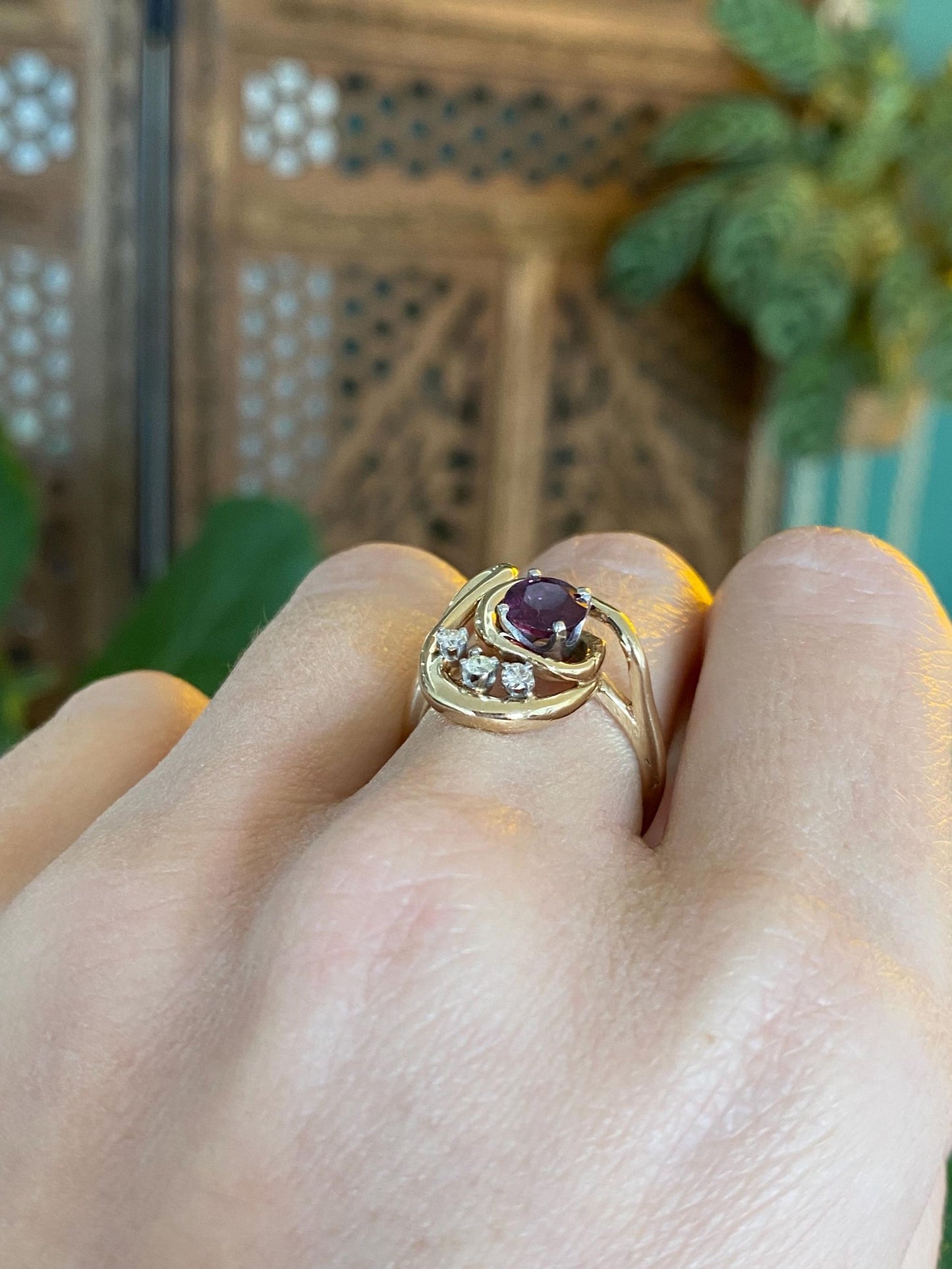 Vintage Solid 14k Yellow Gold Pink Sapphire Diamond Ring - Size 5.75