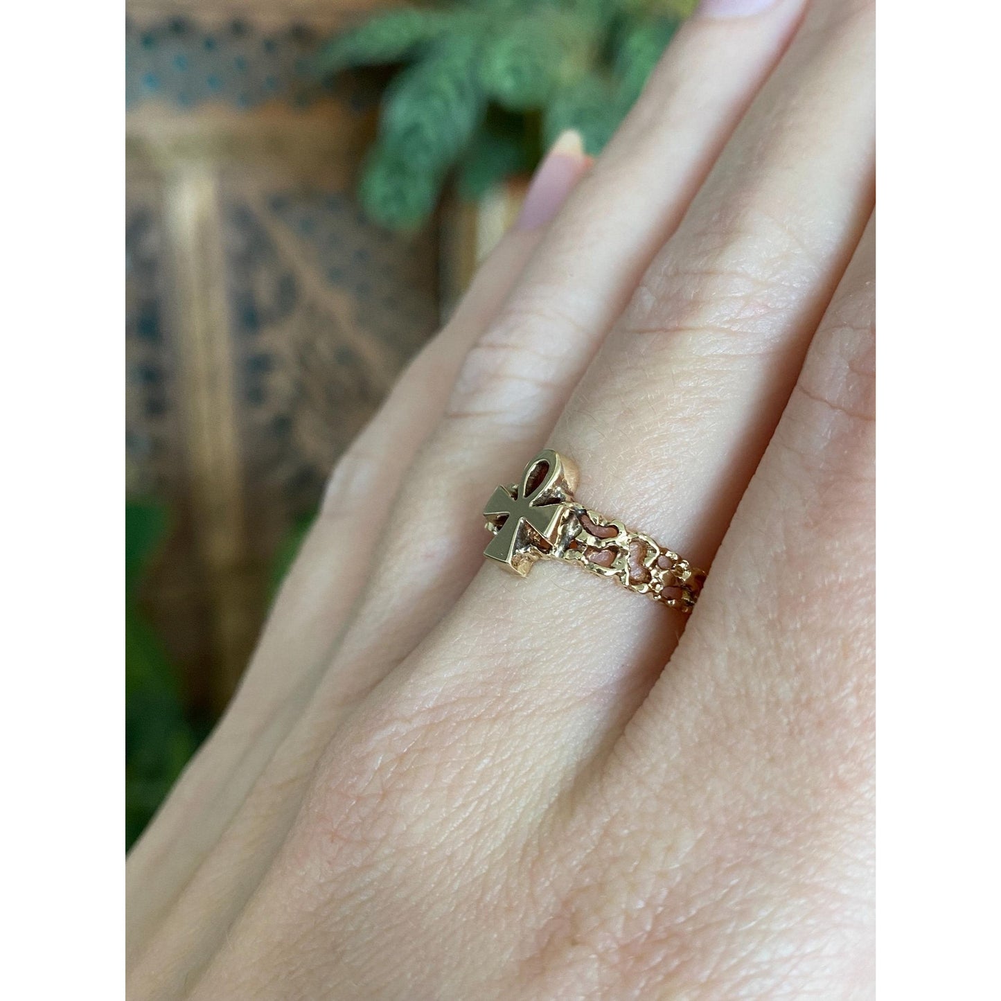 Vintage Solid 10k Yellow Gold Ankh Ring - Size 6.5