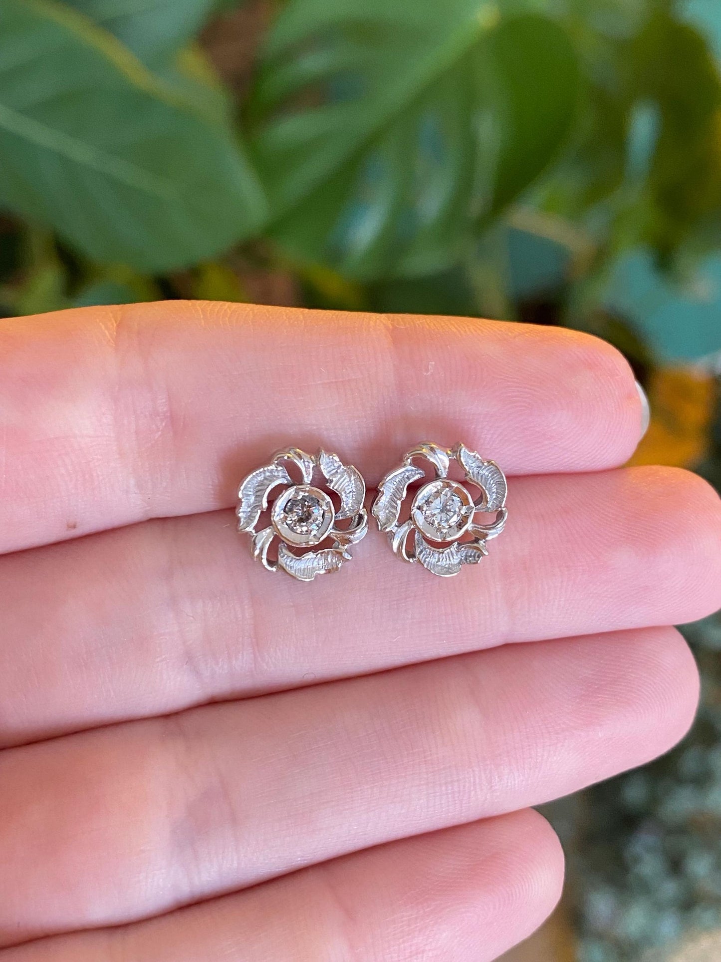 Vintage Solid 14k White Gold Diamond Flower Studs