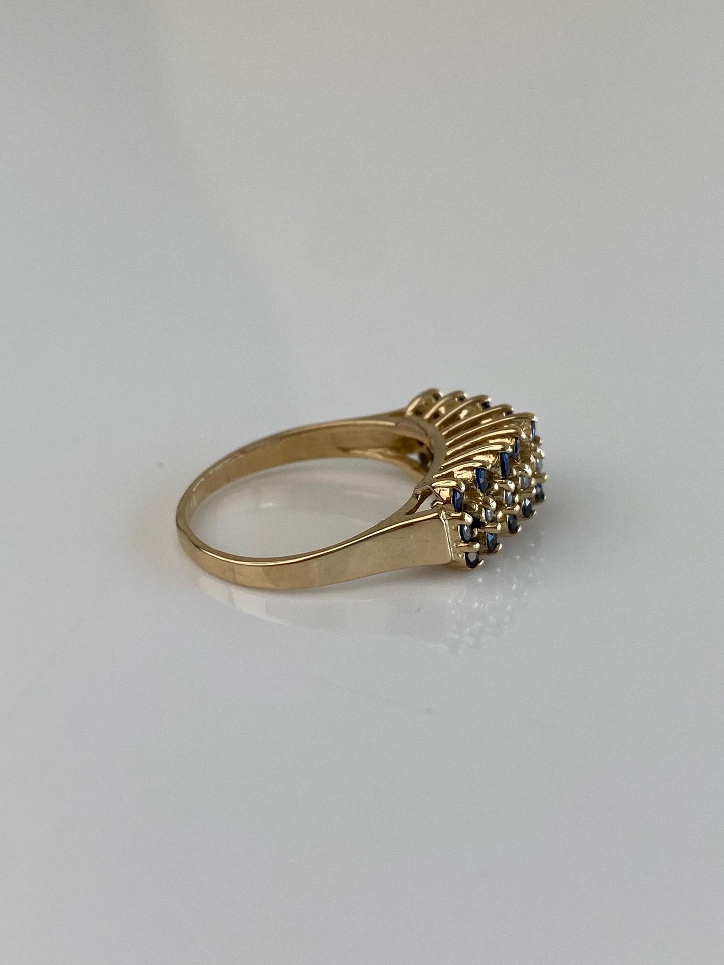 Vintage Solid 14k Yellow Gold Blue Spinel Diamond Ring - Size 5