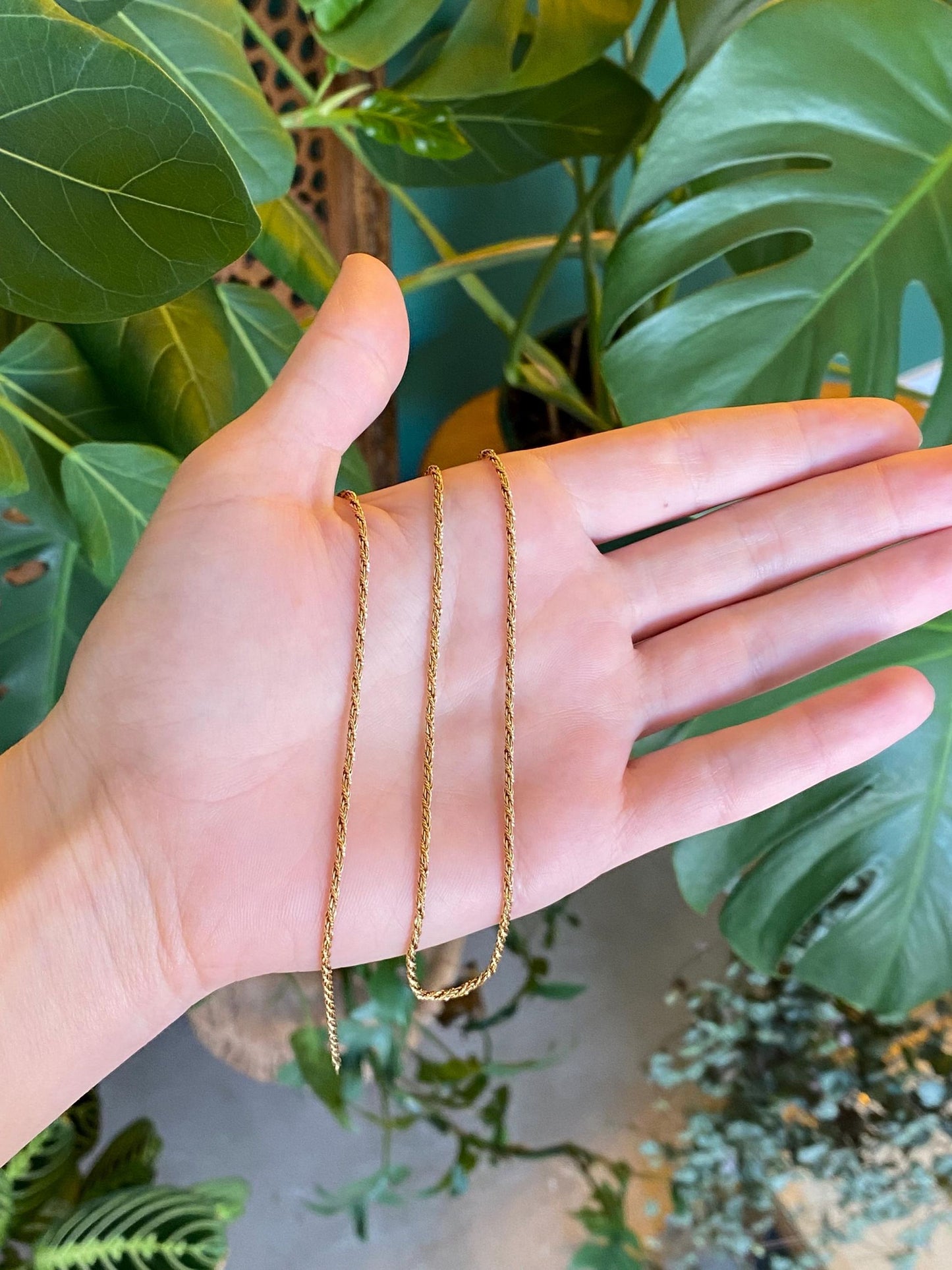 Vintage Solid 18k Yellow Gold Twist Chain Necklace - 19.25 inches