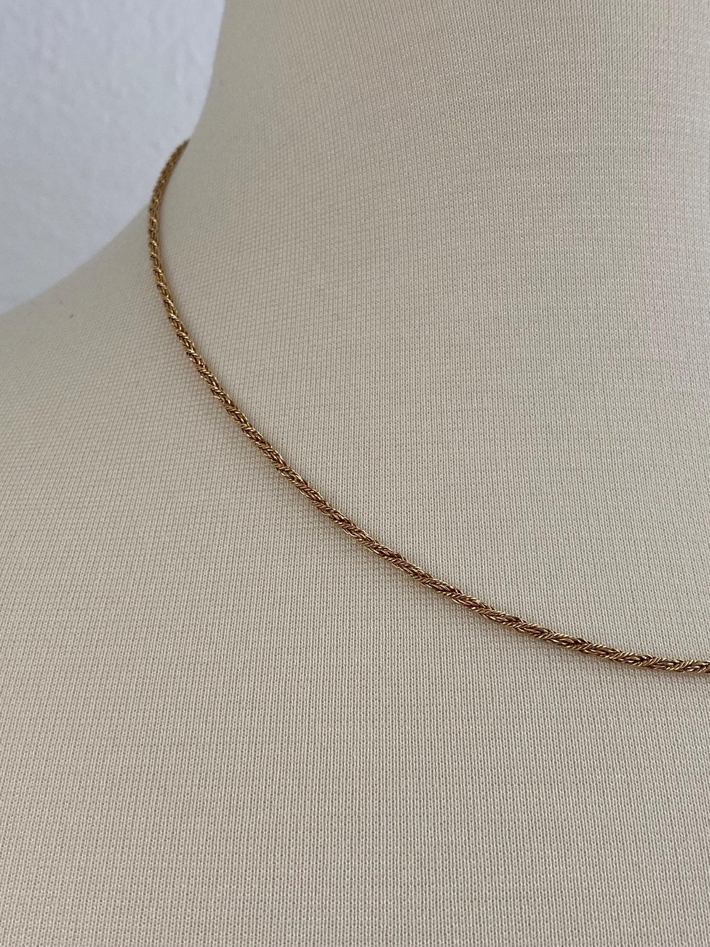 Vintage Solid 18k Yellow Gold Twist Chain Necklace - 19.25 inches